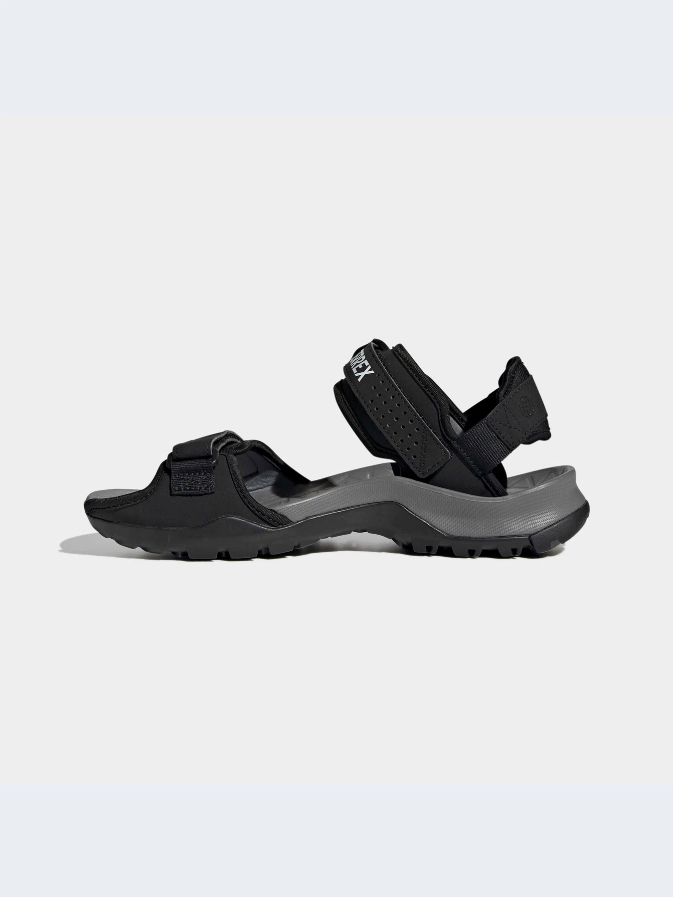 Сандалии Adidas модель HP8655 Фото