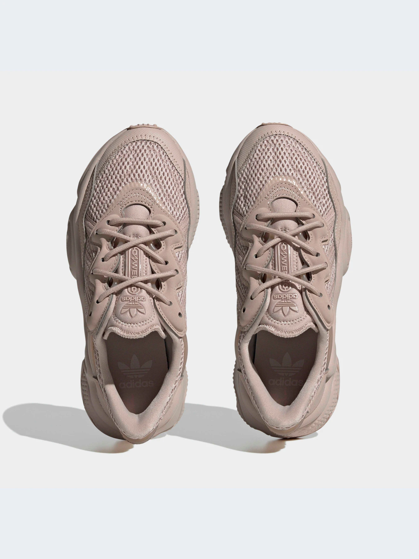 Кроссовки Adidas Ozweego модель HQ1621 Кроссовки Adidas Ozweego модель HQ1621 Фото