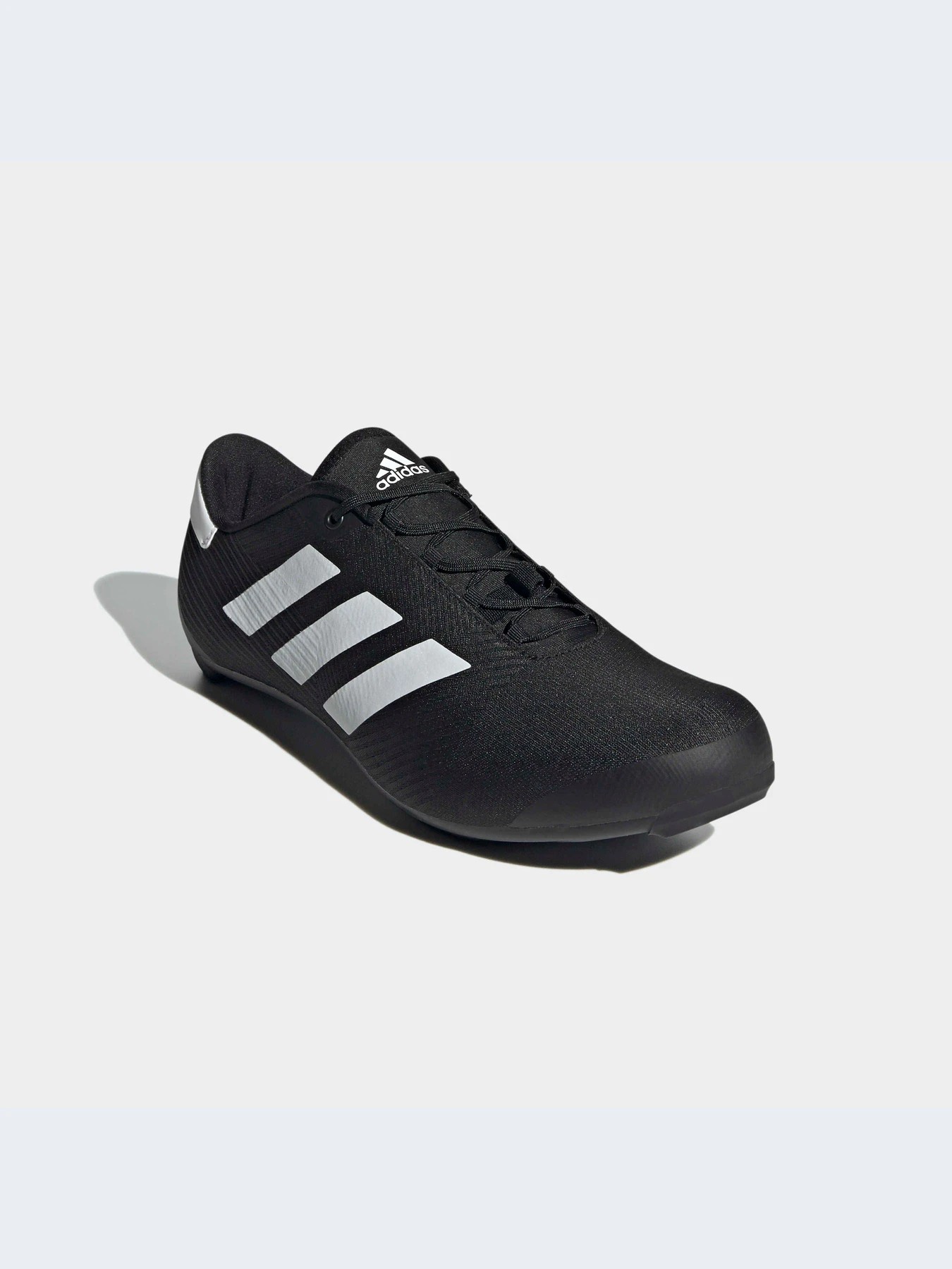 Кроссовки Adidas модель FW4457 Кроссовки Adidas модель FW4457 Фото
