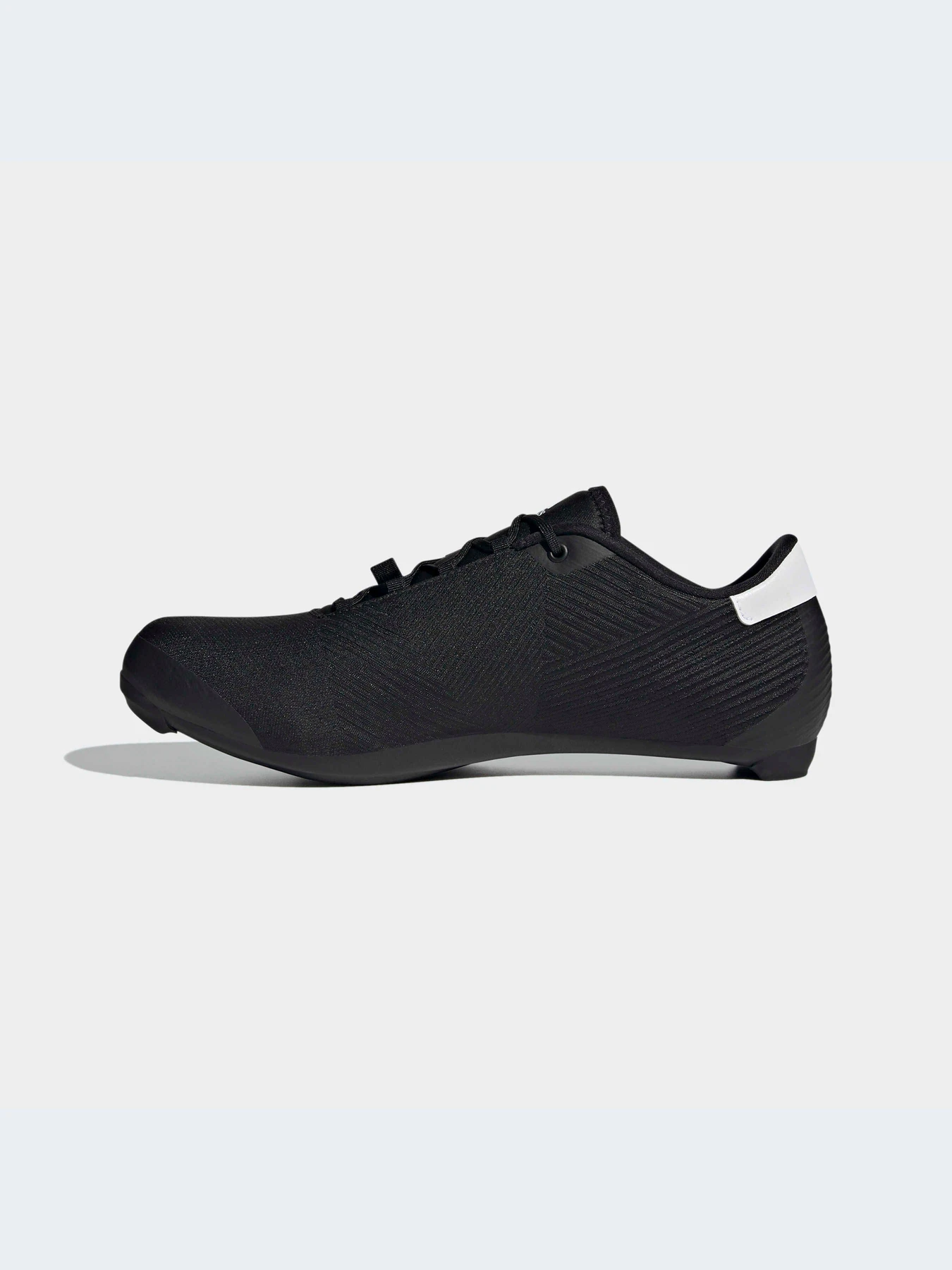 Кроссовки Adidas модель FW4457 Кроссовки Adidas модель FW4457 Фото
