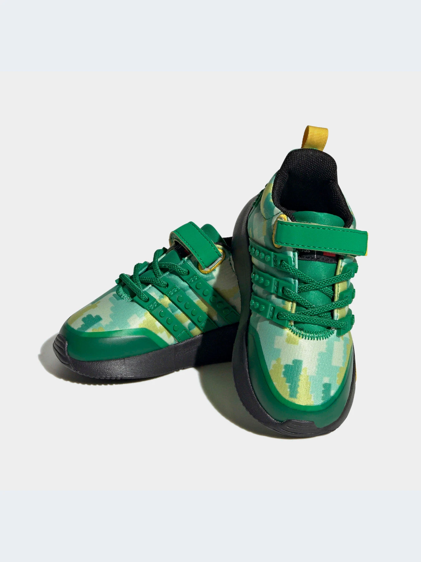Кросівки Adidas модель HQ1321 Кросівки Adidas модель HQ1321 Фото