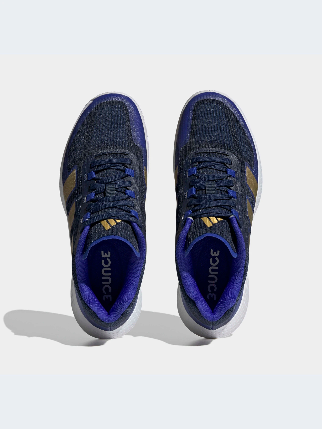 Кроссовки Adidas модель HQ3513 Кроссовки Adidas модель HQ3513 Фото