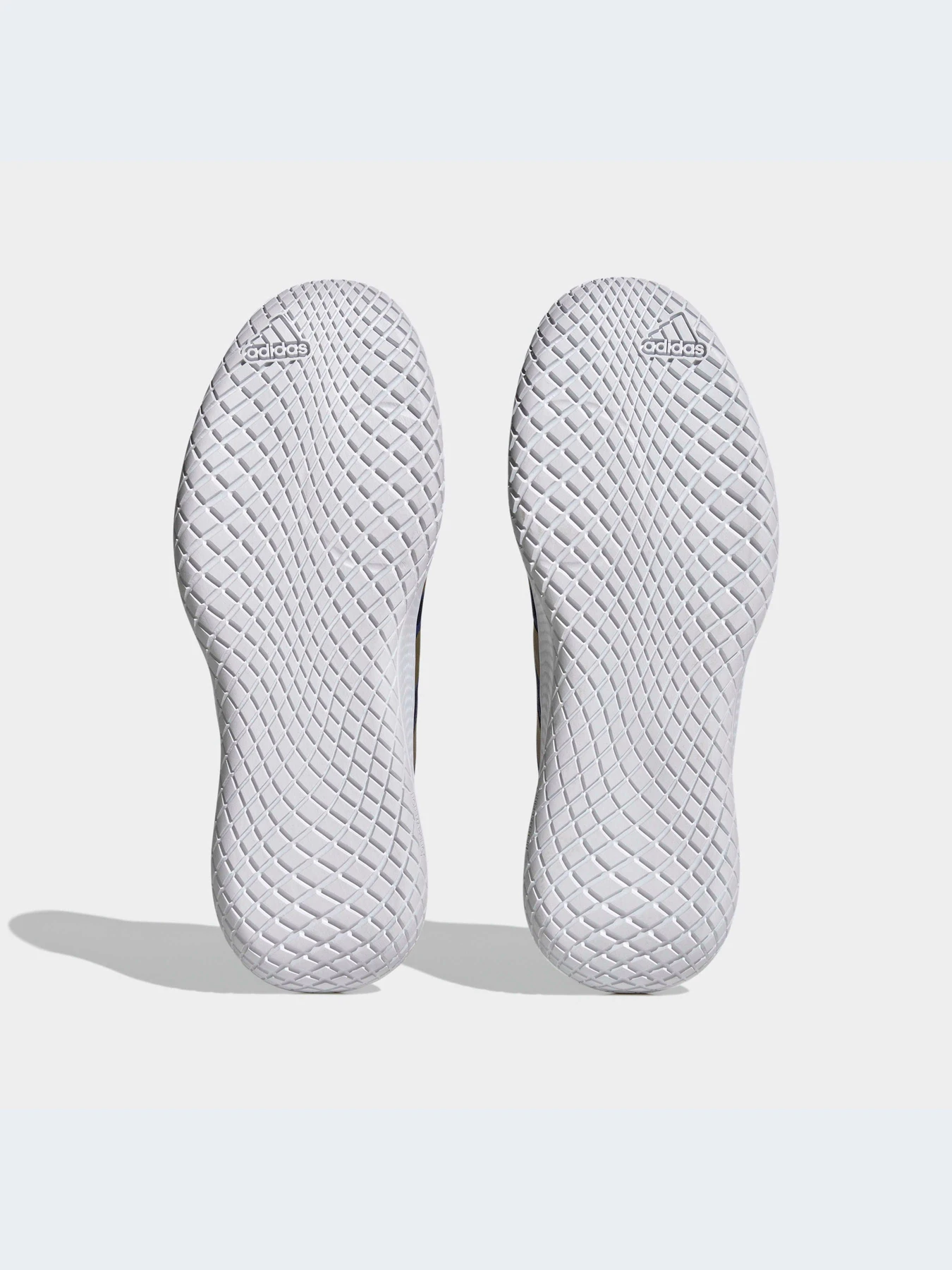 Кроссовки Adidas модель HQ3513 Кроссовки Adidas модель HQ3513 Фото