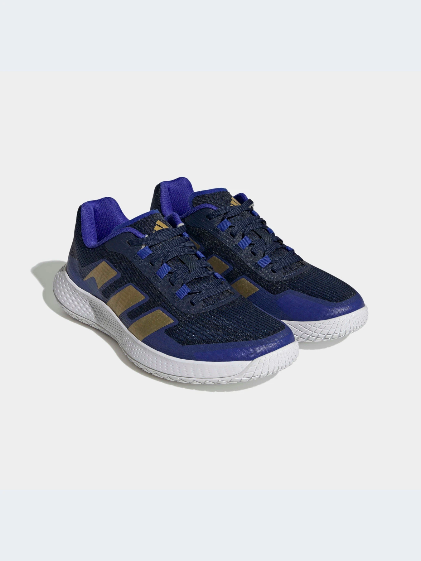 Кроссовки Adidas модель HQ3513 Кроссовки Adidas модель HQ3513 Фото