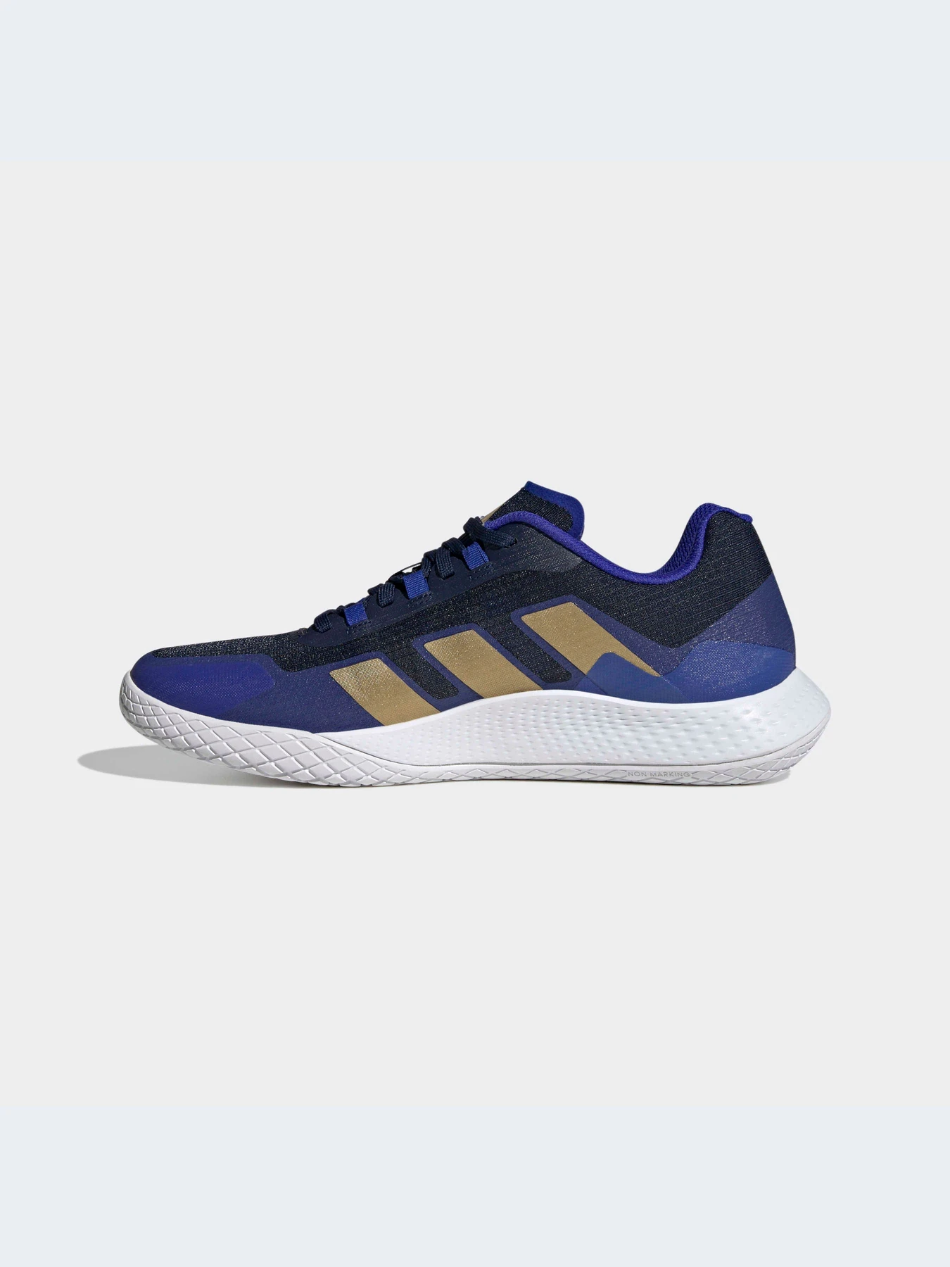 Кроссовки Adidas модель HQ3513 Кроссовки Adidas модель HQ3513 Фото