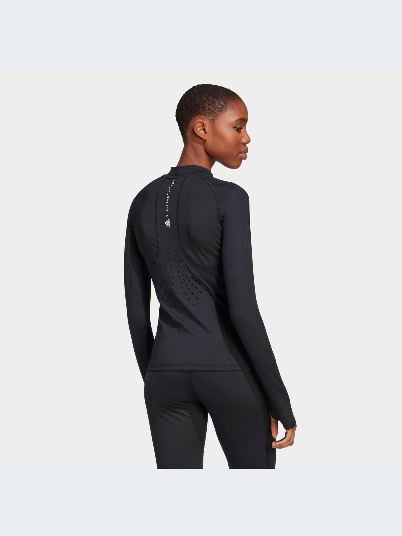 Худі та світшоти Adidas модель IC6975 Худі та світшоти Adidas модель IC6975 Фото