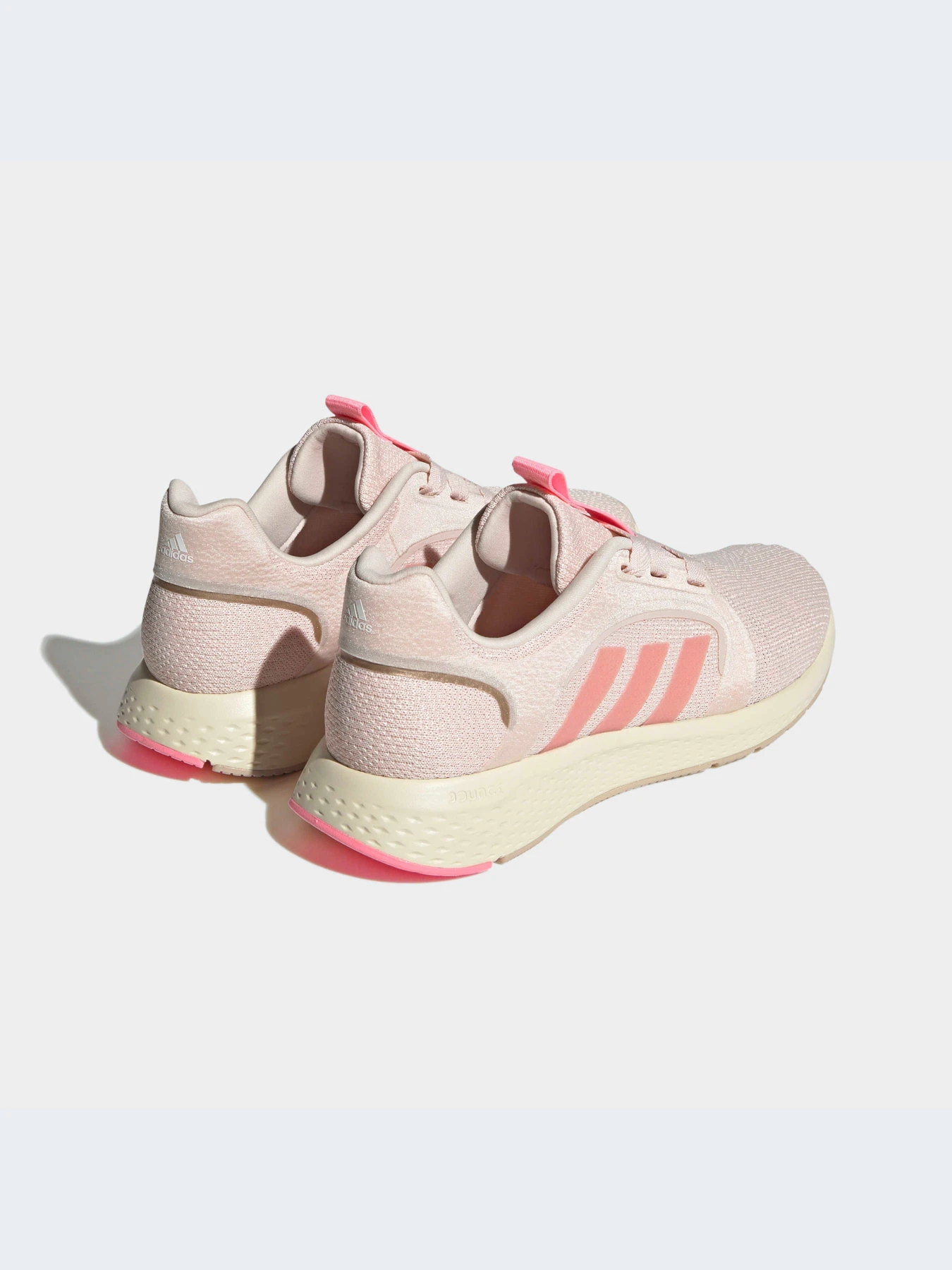 Кроссовки Adidas модель H03781 Кроссовки Adidas модель H03781 Фото