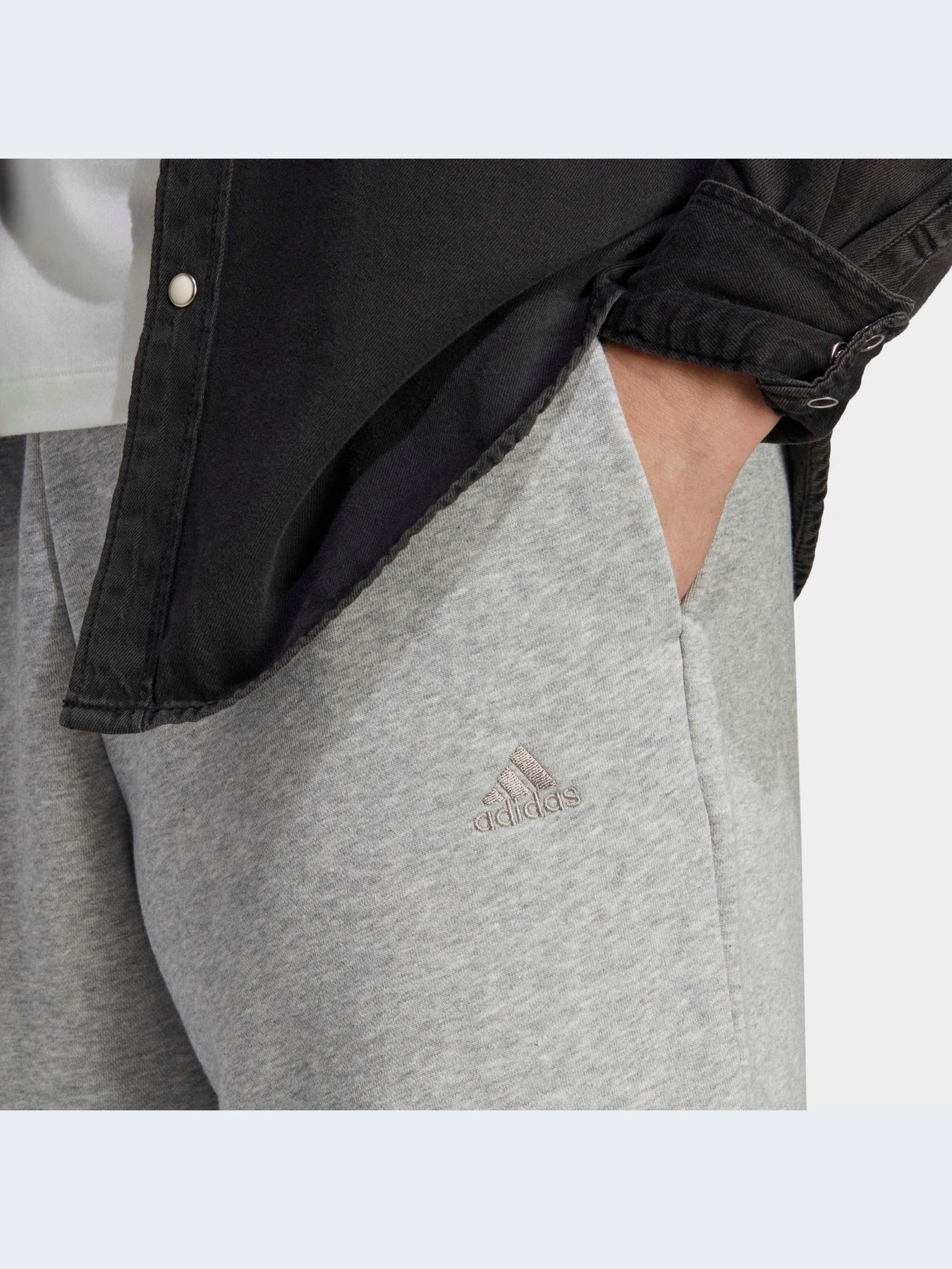 Шорты Adidas модель IC9816 Шорты Adidas модель IC9816 Фото