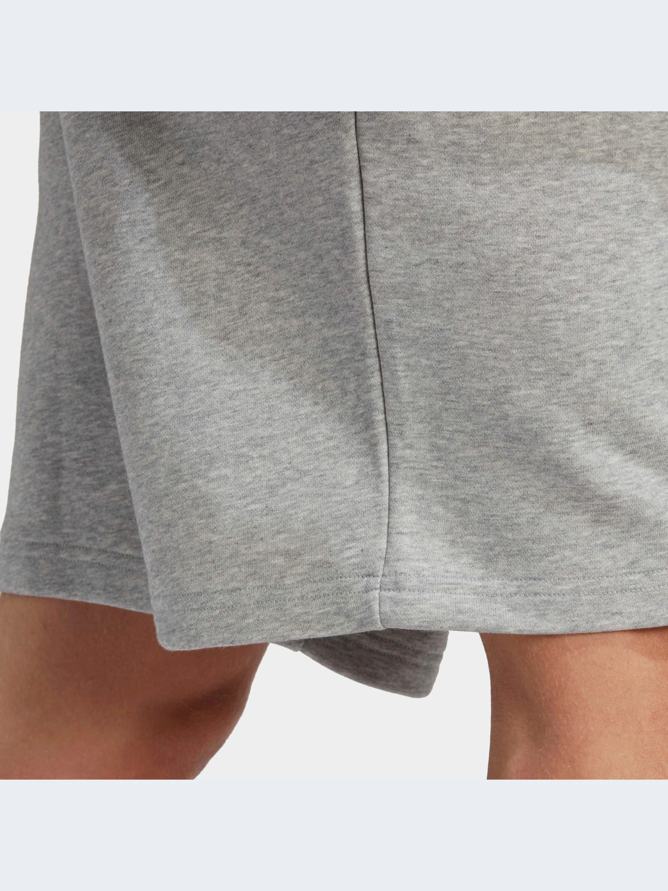 Шорты Adidas модель IC9816 Шорты Adidas модель IC9816 Фото