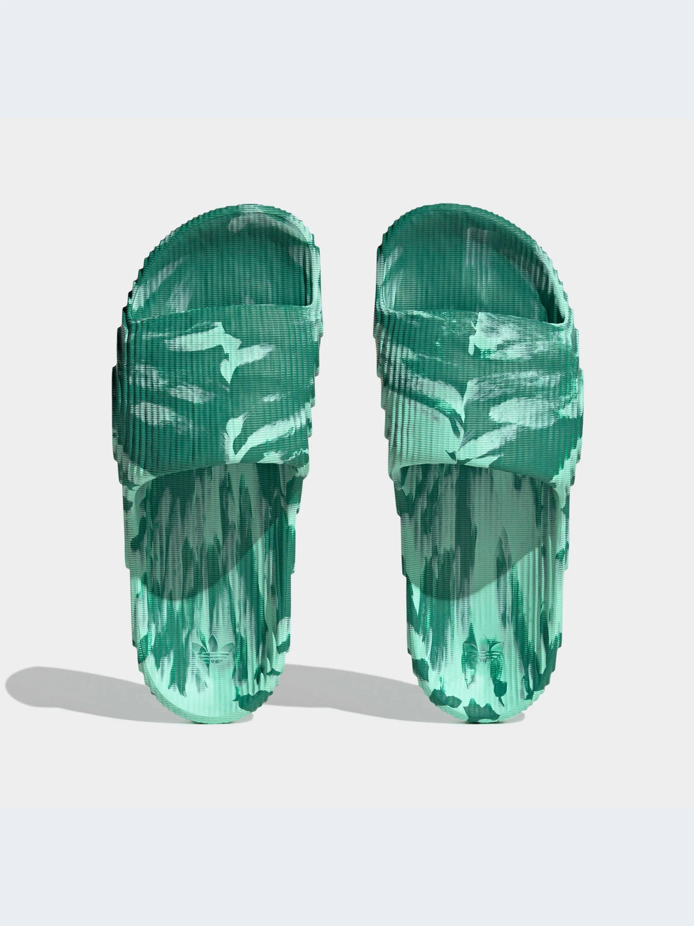 Шлёпанцы Adidas Adilette модель IE7725 Фото