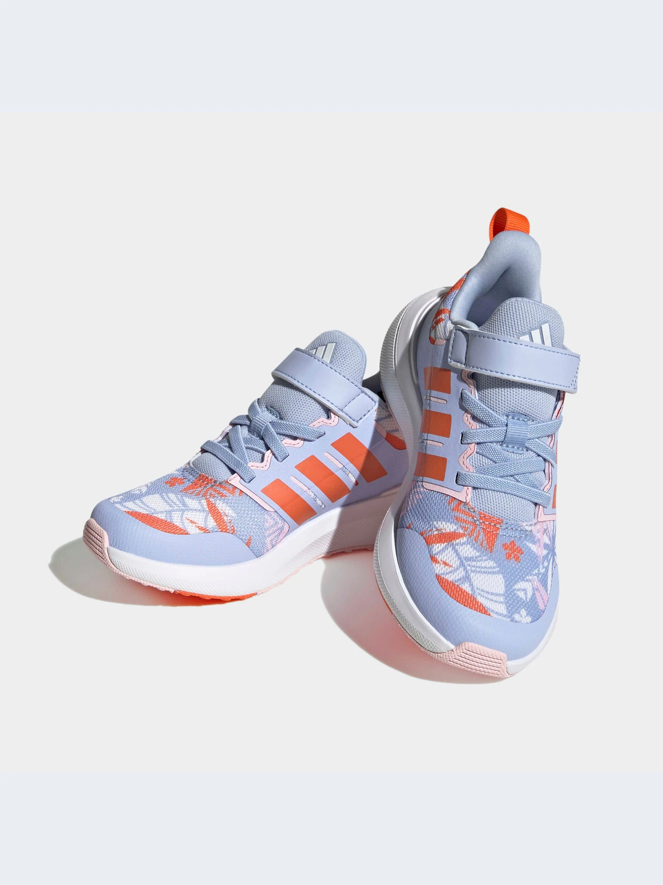 Кроссовки Adidas модель HP8999 Кроссовки Adidas модель HP8999 Фото