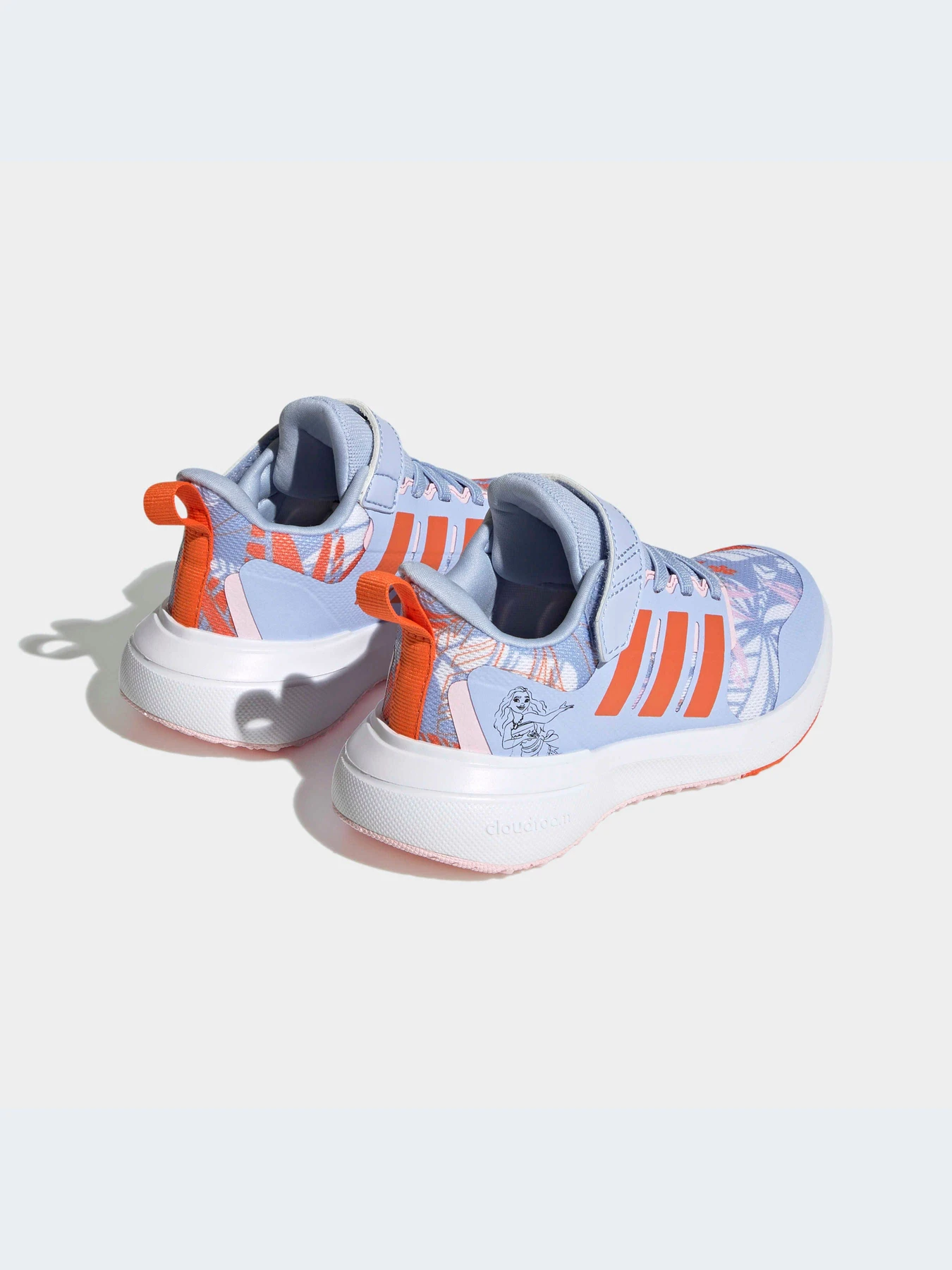 Кроссовки Adidas модель HP8999 Кроссовки Adidas модель HP8999 Фото