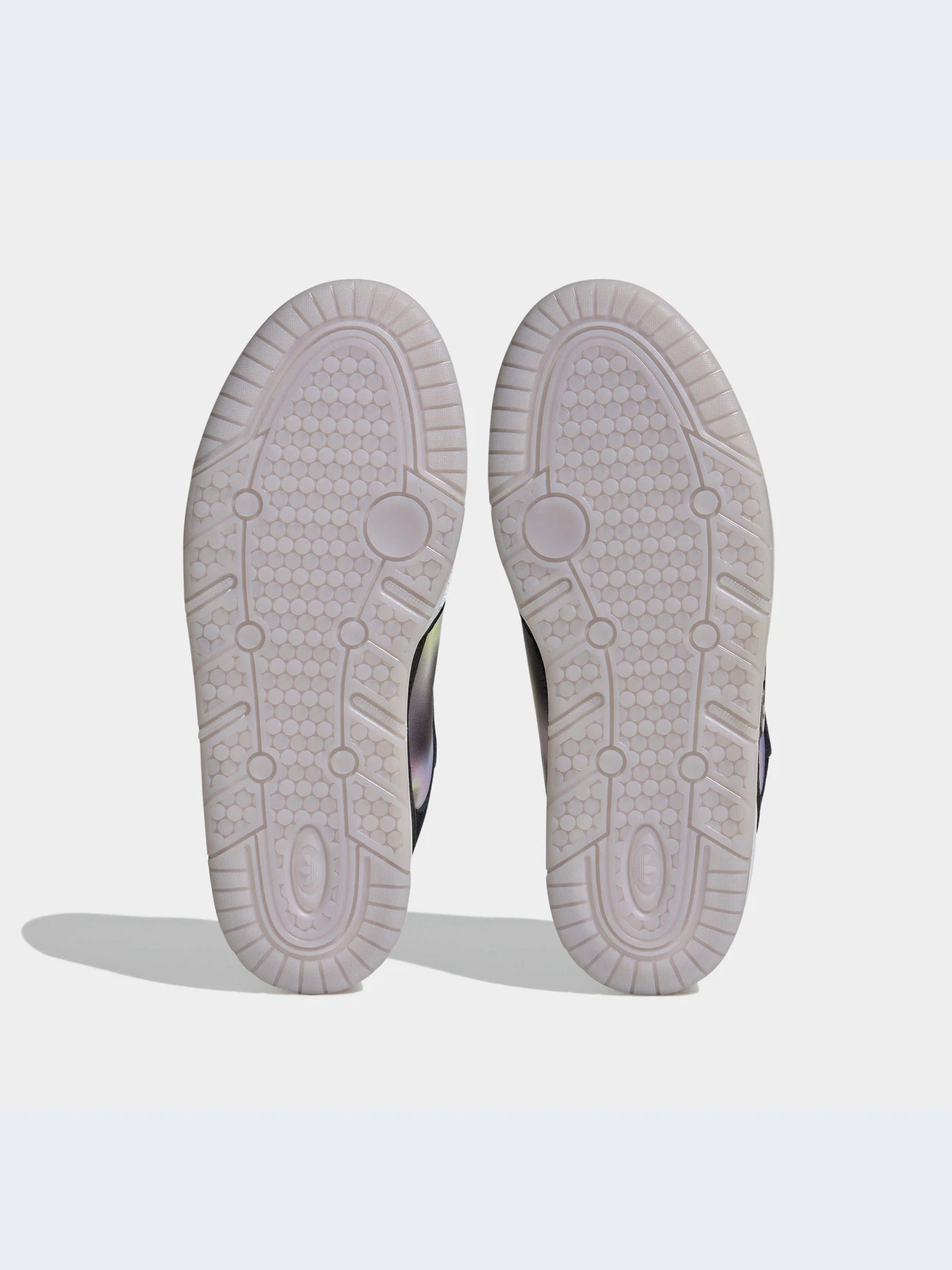 Кроссовки Adidas модель HQ8952 Фото