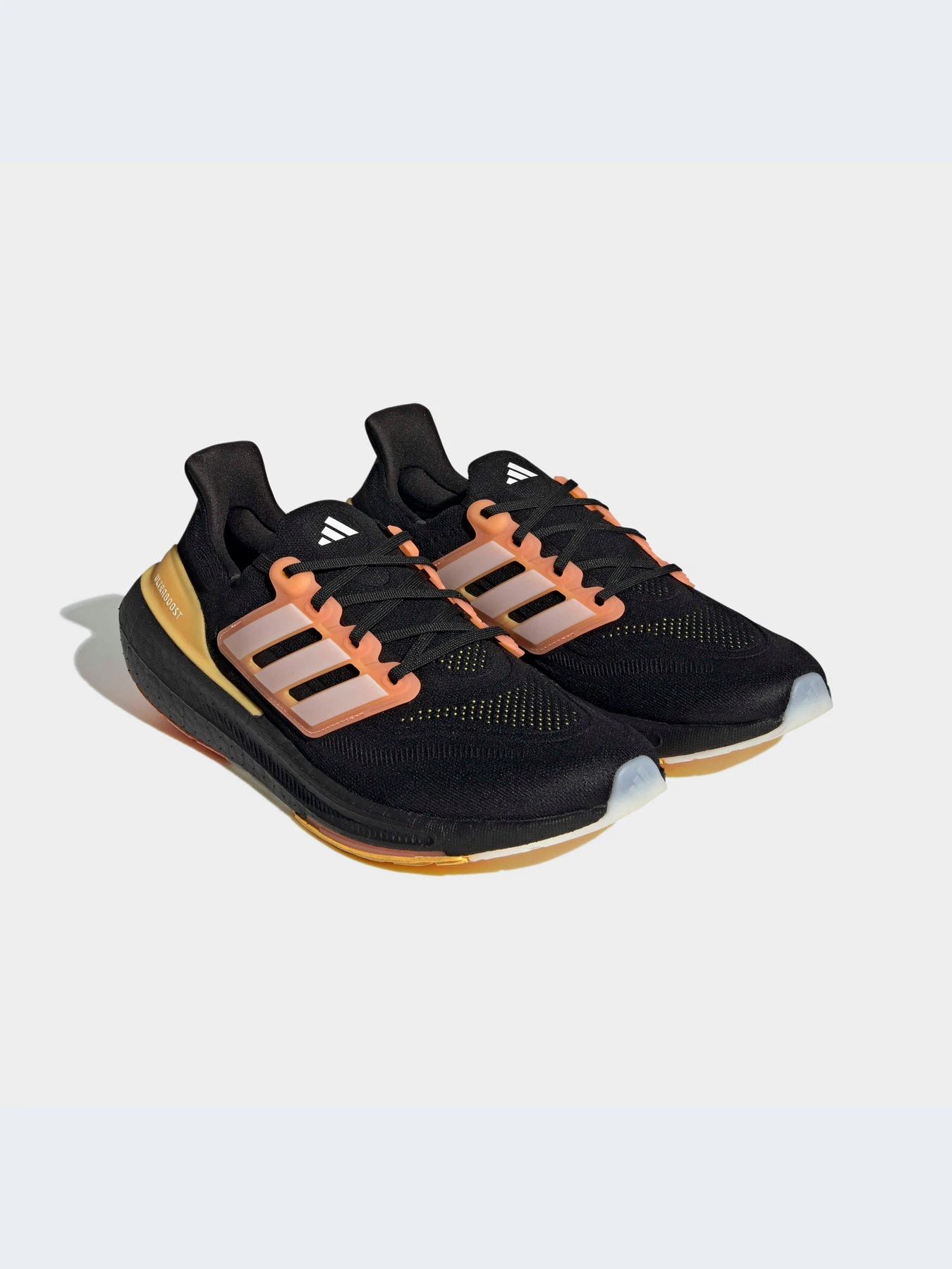 Кроссовки Adidas Ultraboost модель HQ8595 Кроссовки Adidas Ultraboost модель HQ8595 Фото