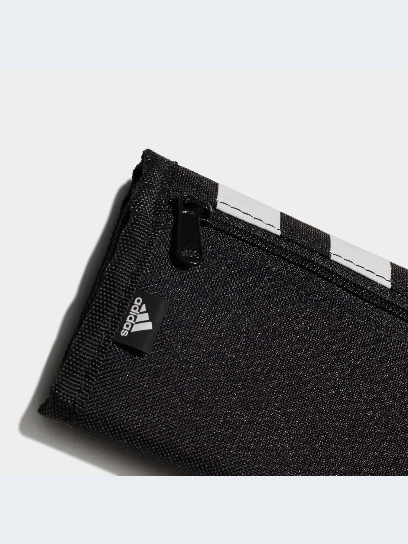 Сумки Adidas модель GN2037 Сумки Adidas модель GN2037 Фото