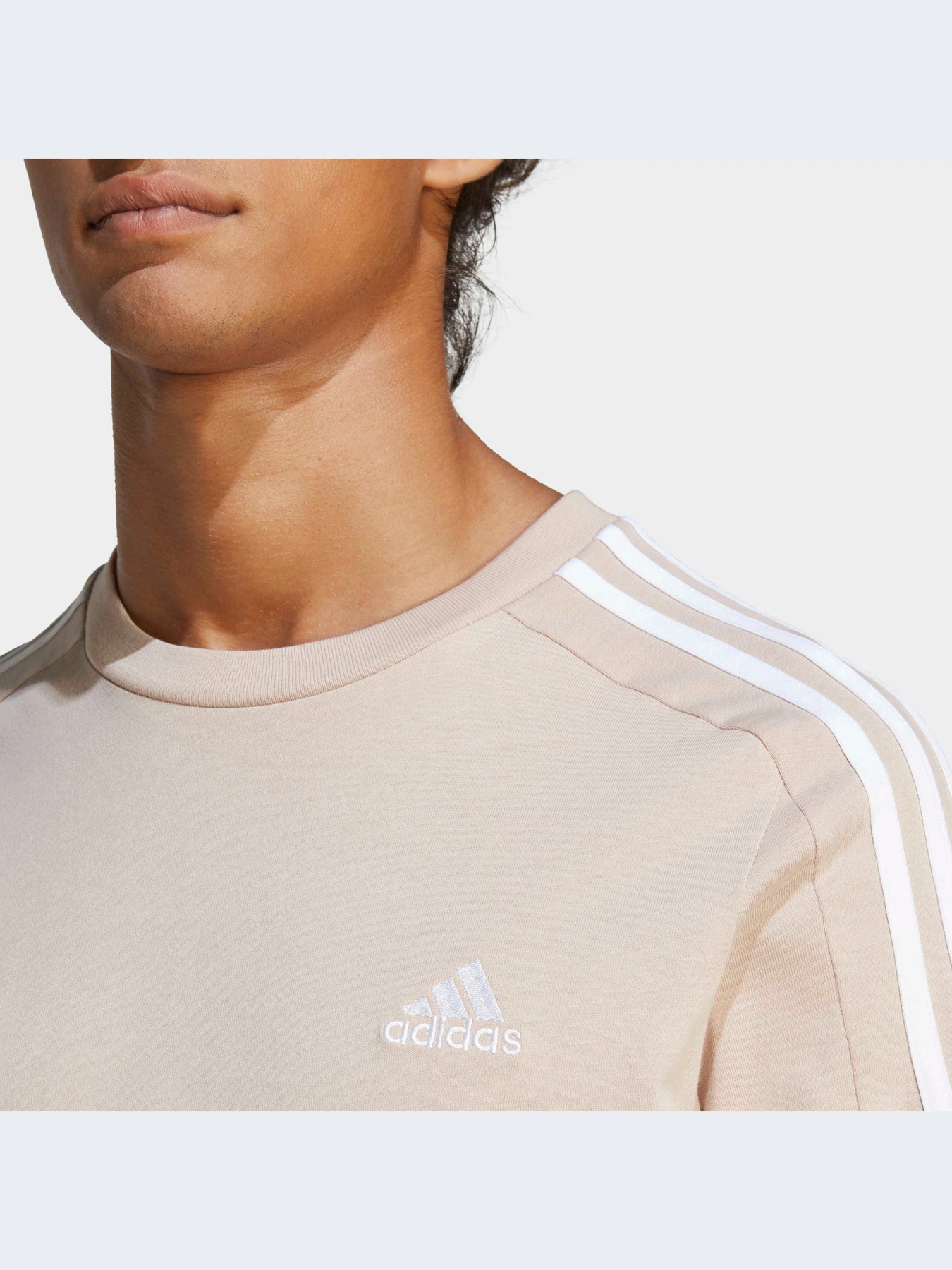 Футболки і поло Adidas модель IC9342 Футболки і поло Adidas модель IC9342 Фото