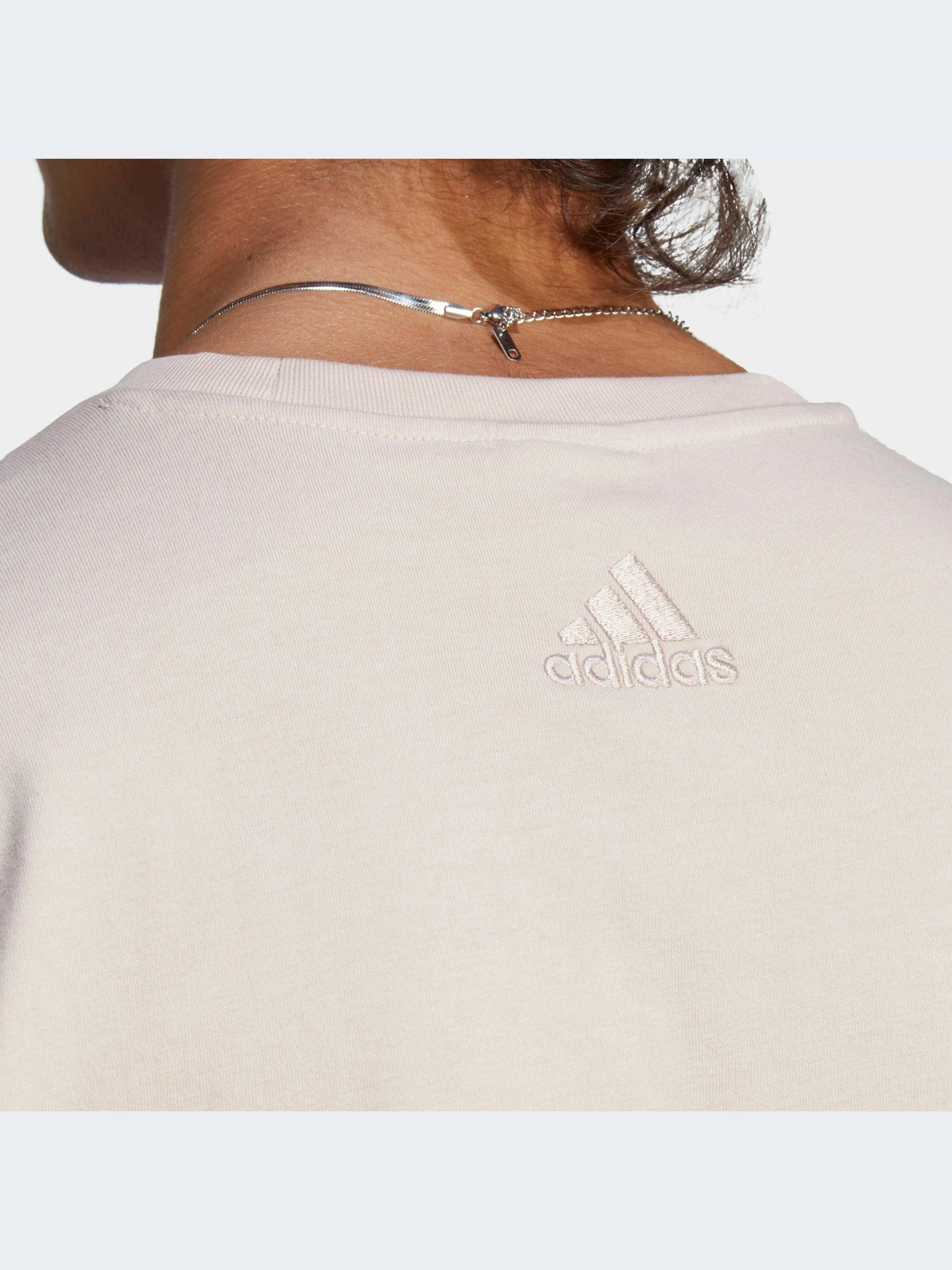 Футболки і поло Adidas модель IC9356 Футболки і поло Adidas модель IC9356 Фото