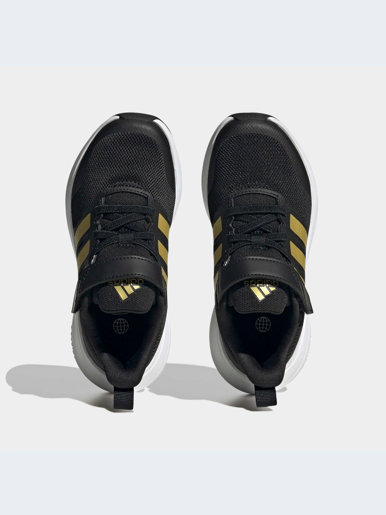 Кросівки Adidas модель HP5442 Кросівки Adidas модель HP5442 Фото