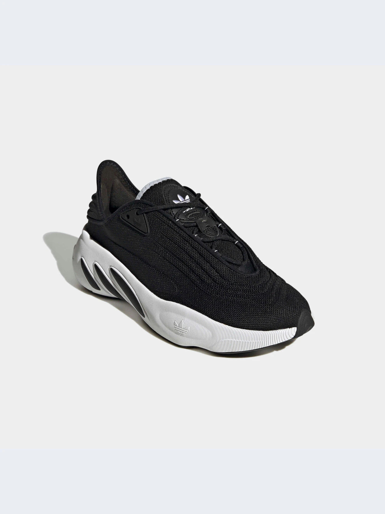 Кроссовки Adidas модель HP6477 Кроссовки Adidas модель HP6477 Фото
