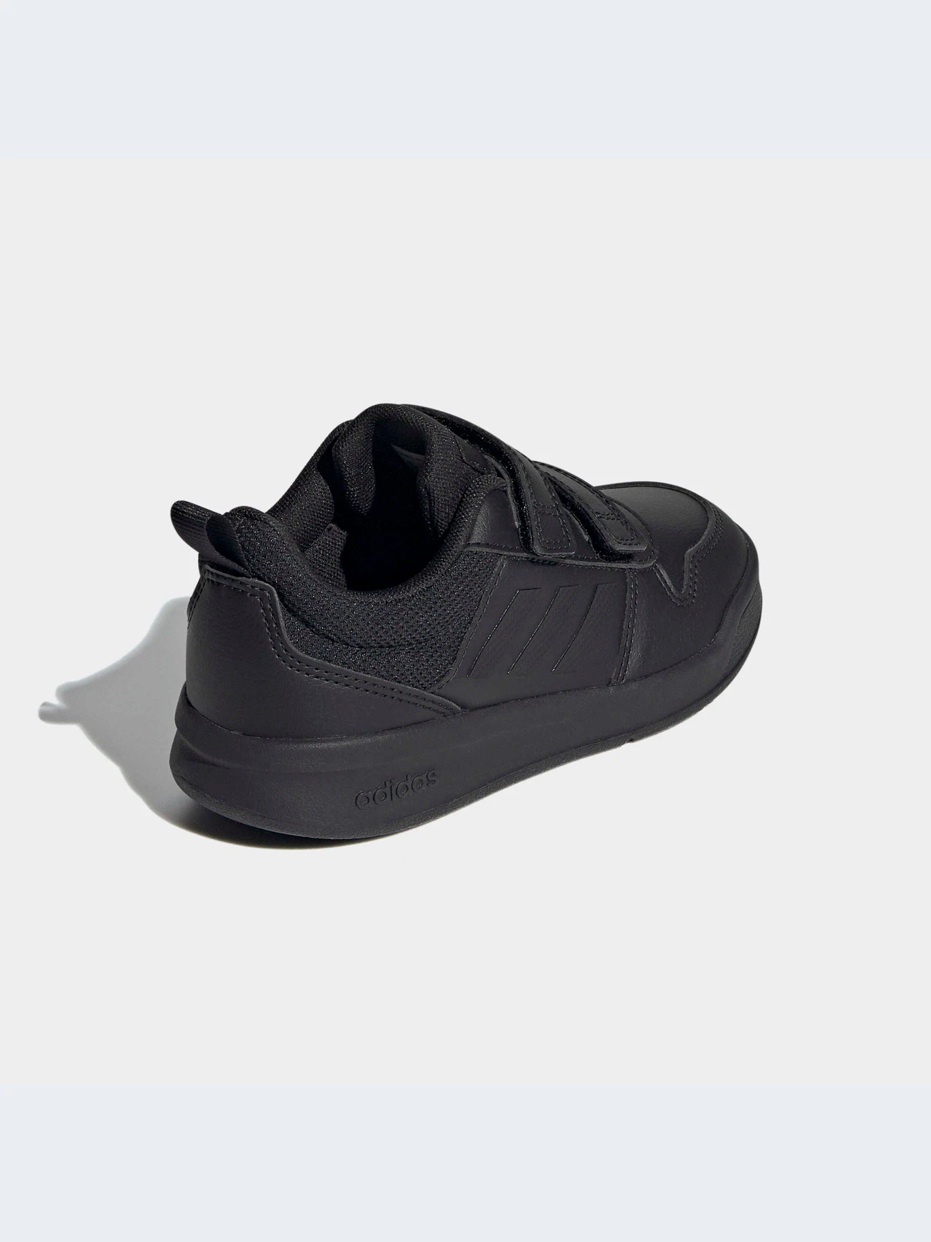 Кроссовки Adidas модель S24048 Фото