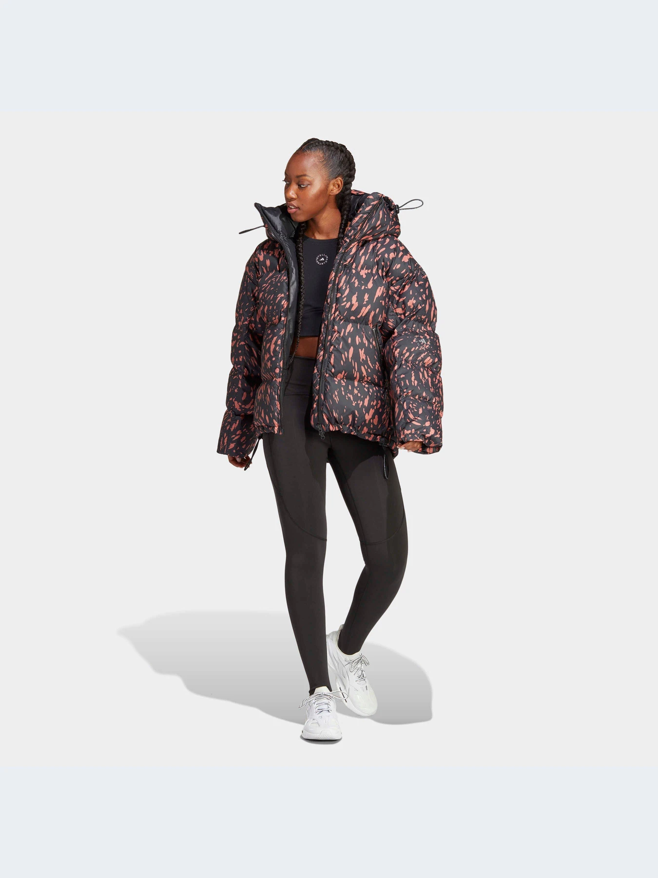 Куртки и дубленки Adidas модель HT1123 Куртки и дубленки Adidas модель HT1123 Фото