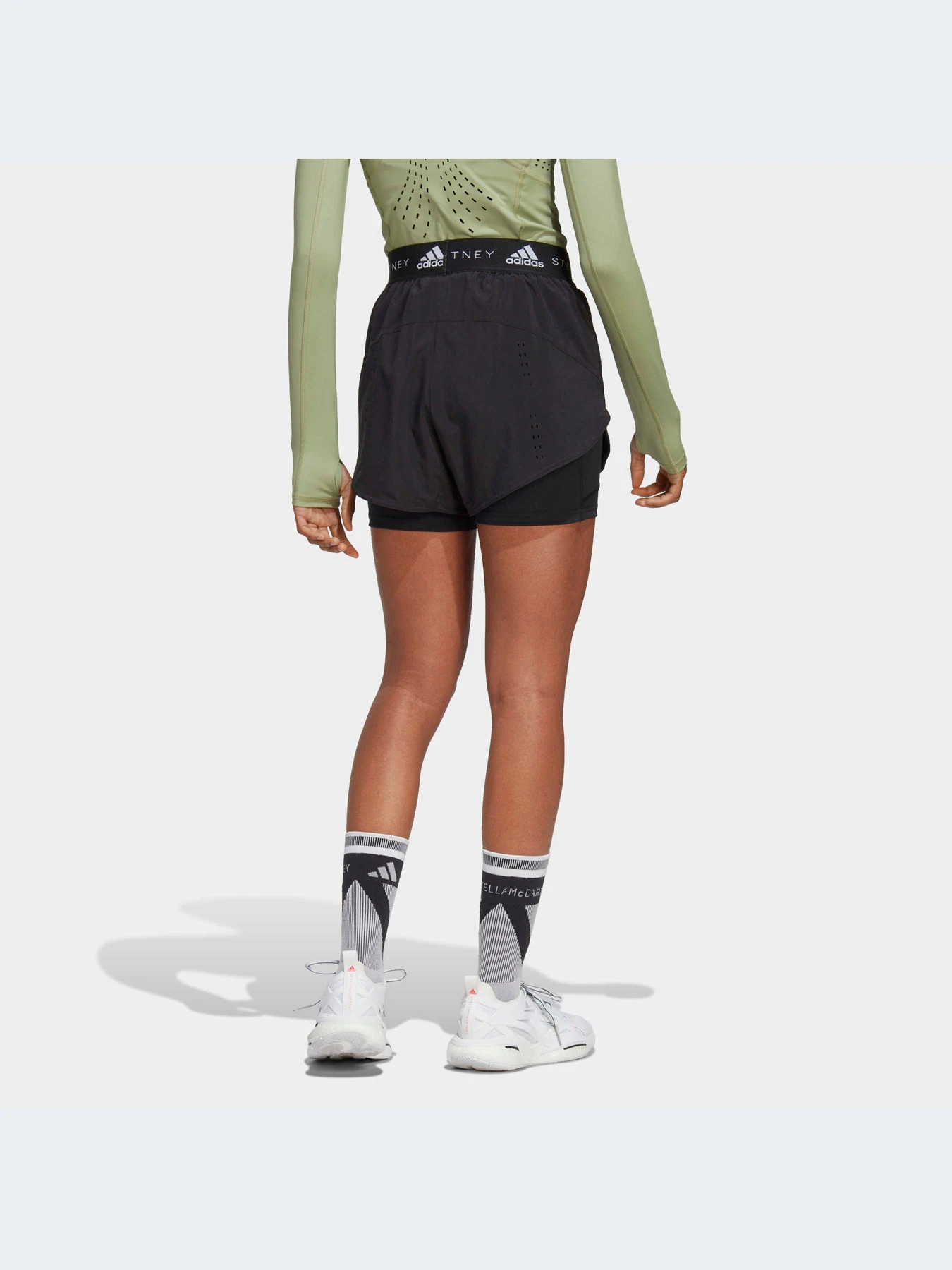 Шорты Adidas модель HS4258 Шорты Adidas модель HS4258 Фото