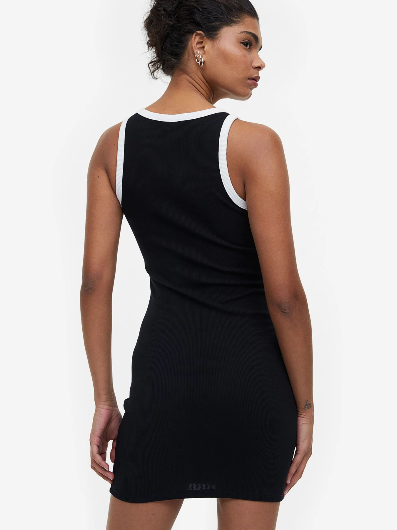 Сукні H&M модель 70602 Фото