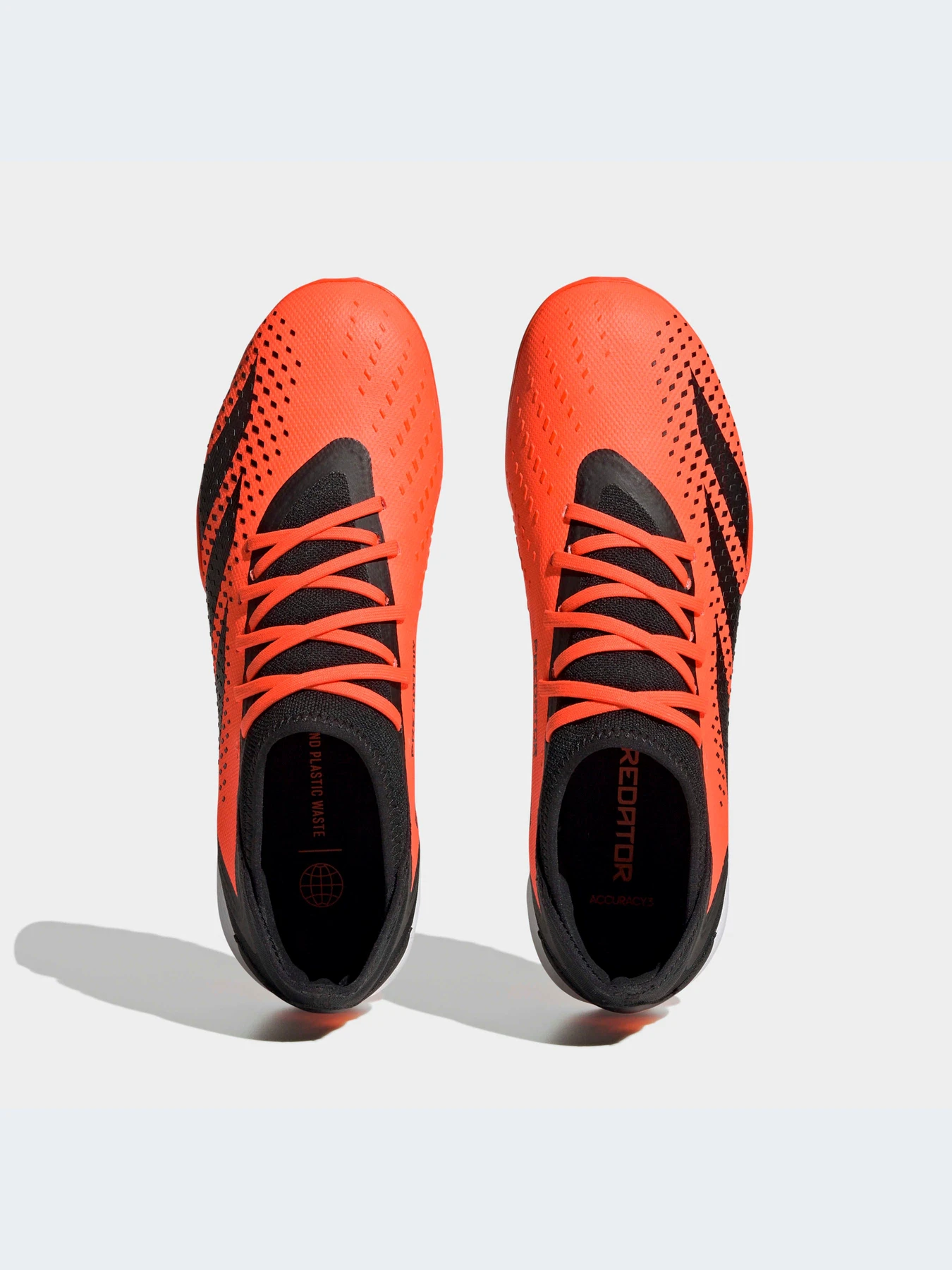 Кроссовки Adidas Predator модель GW4638 Кроссовки Adidas Predator модель GW4638 Фото