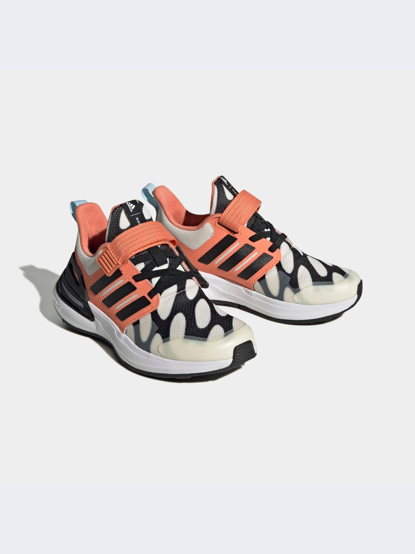Кроссовки Adidas модель H06362 Кроссовки Adidas модель H06362 Фото