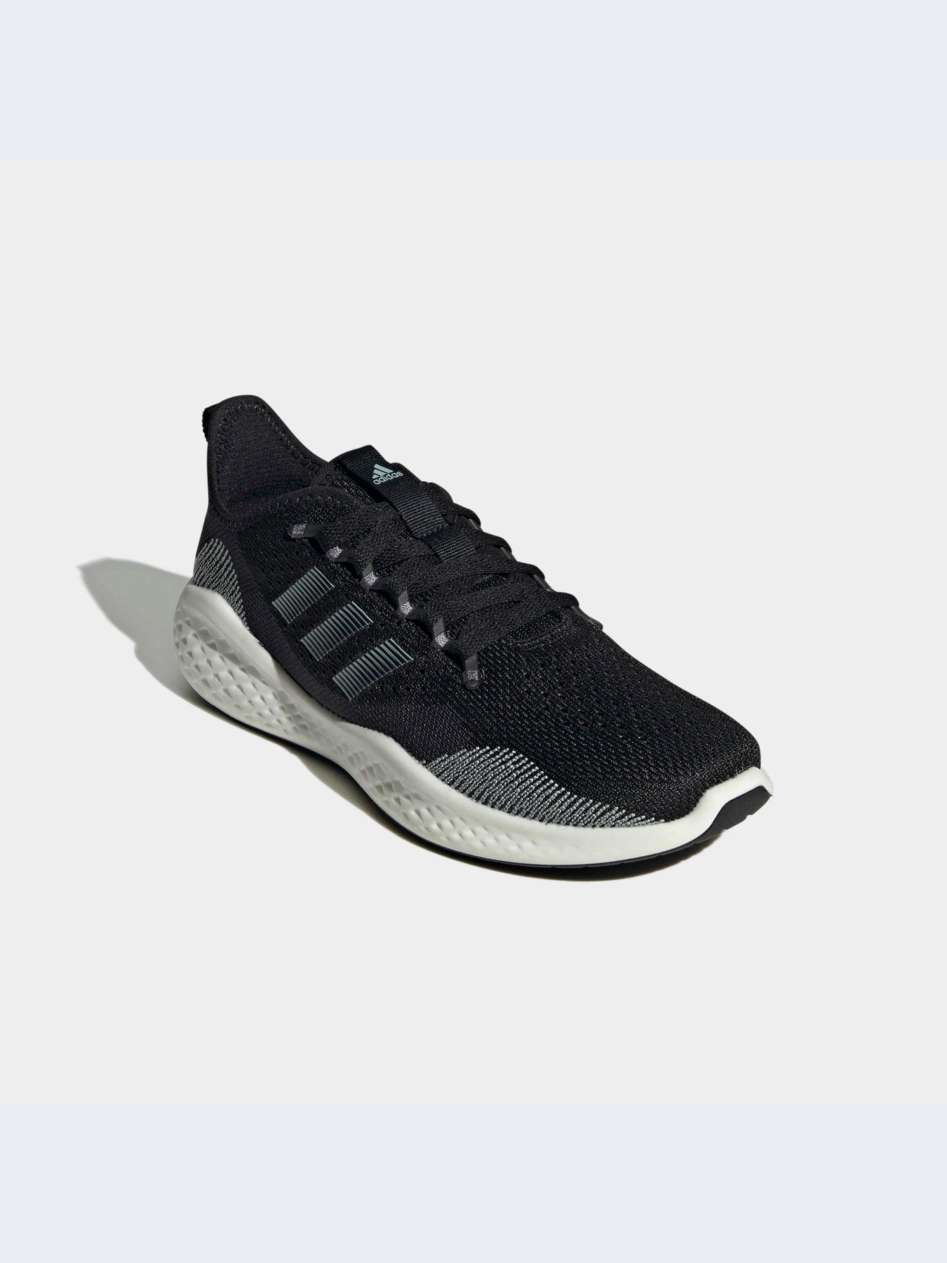 Кроссовки Adidas модель GX8286 Кроссовки Adidas модель GX8286 Фото