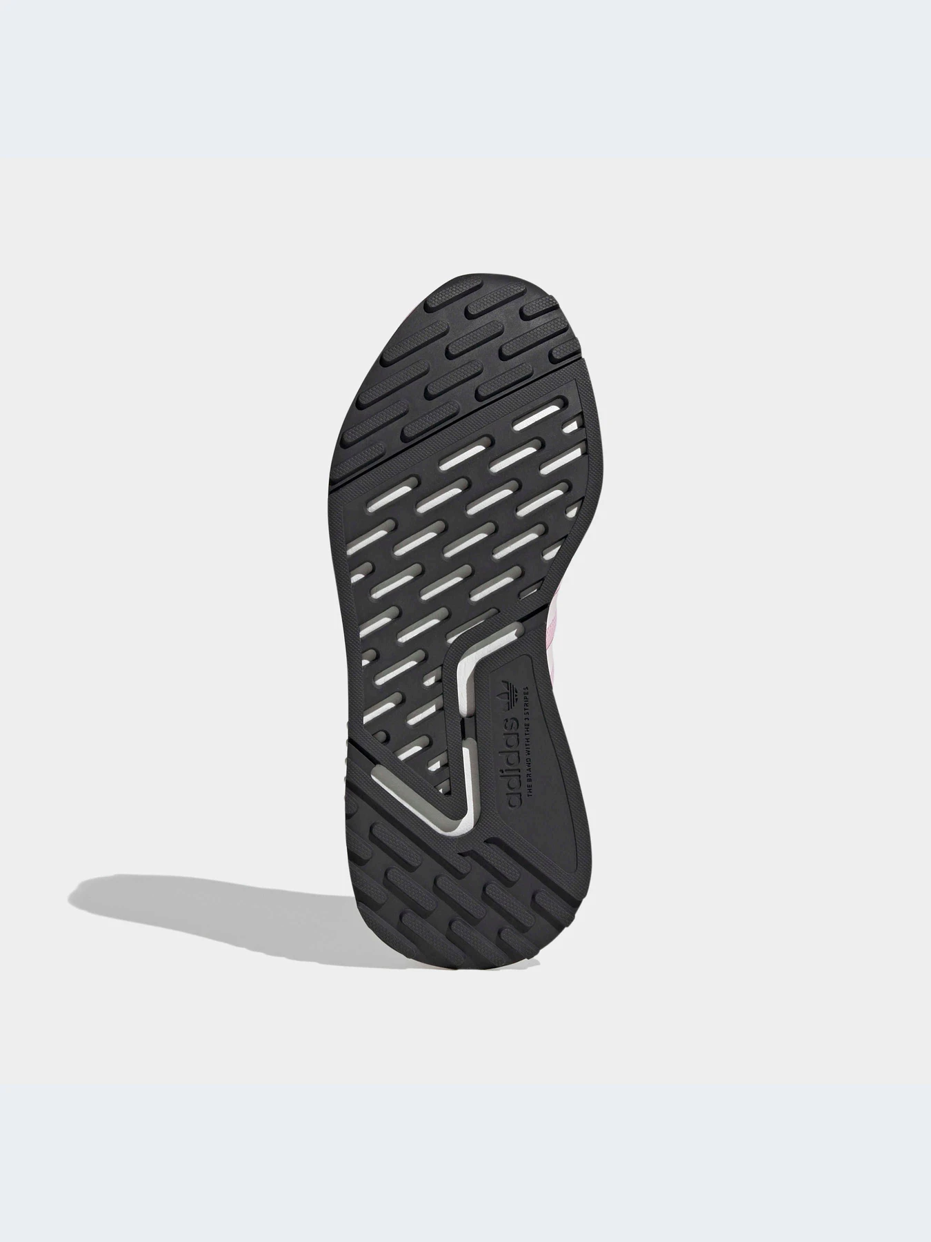 Кроссовки Adidas модель GX4811 Кроссовки Adidas модель GX4811 Фото