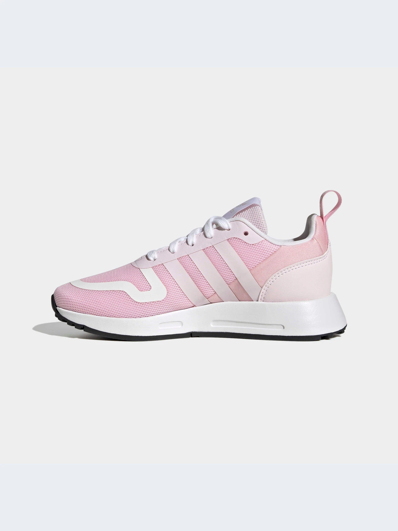 Кроссовки Adidas модель GX4811 Кроссовки Adidas модель GX4811 Фото