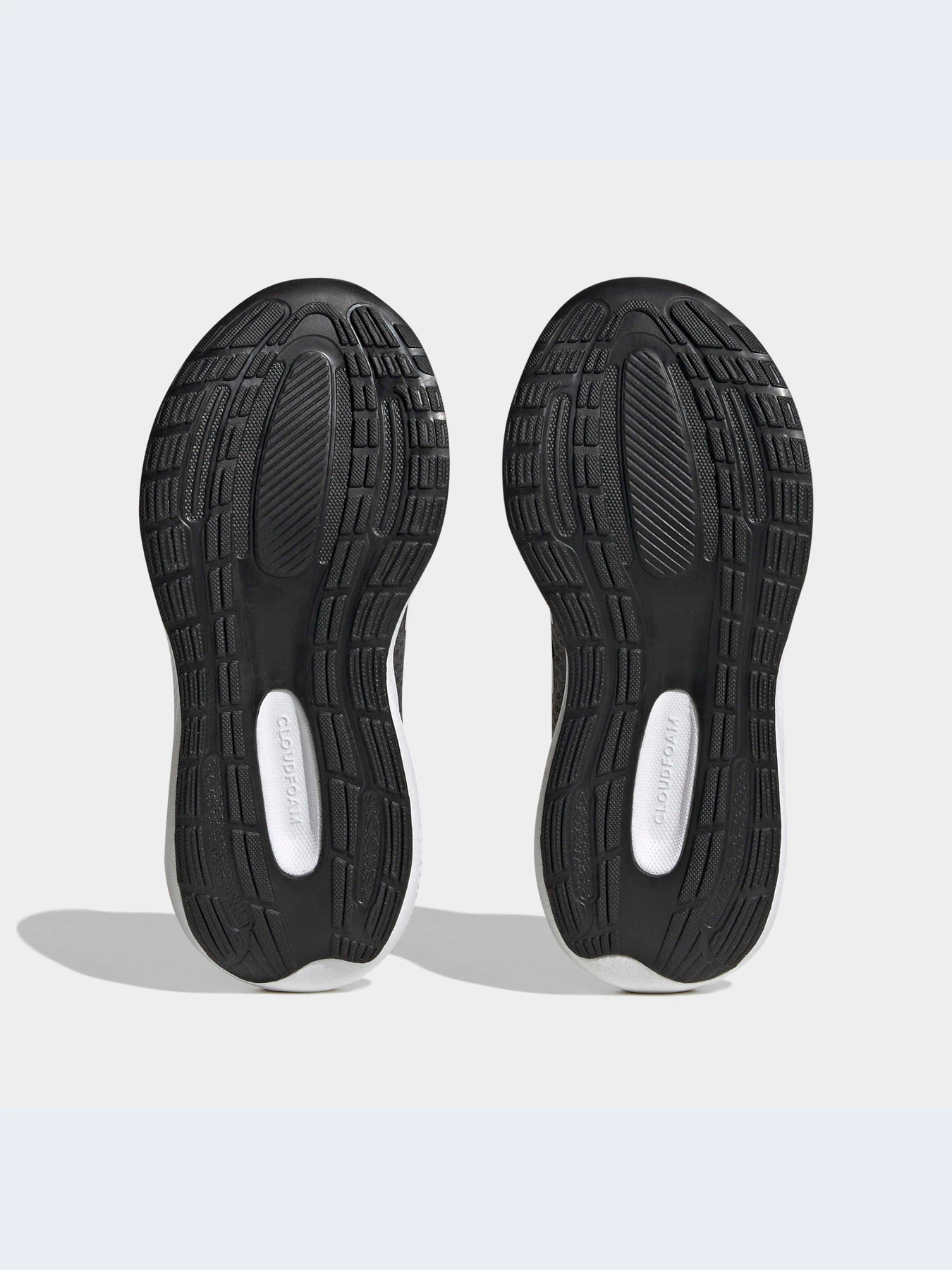 Кроссовки Adidas модель HP5873 Кроссовки Adidas модель HP5873 Фото