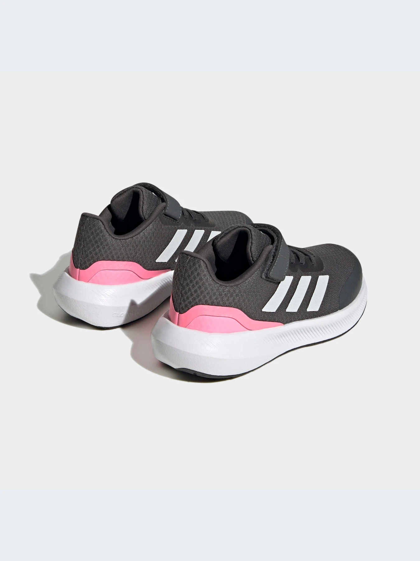 Кроссовки Adidas модель HP5873 Кроссовки Adidas модель HP5873 Фото