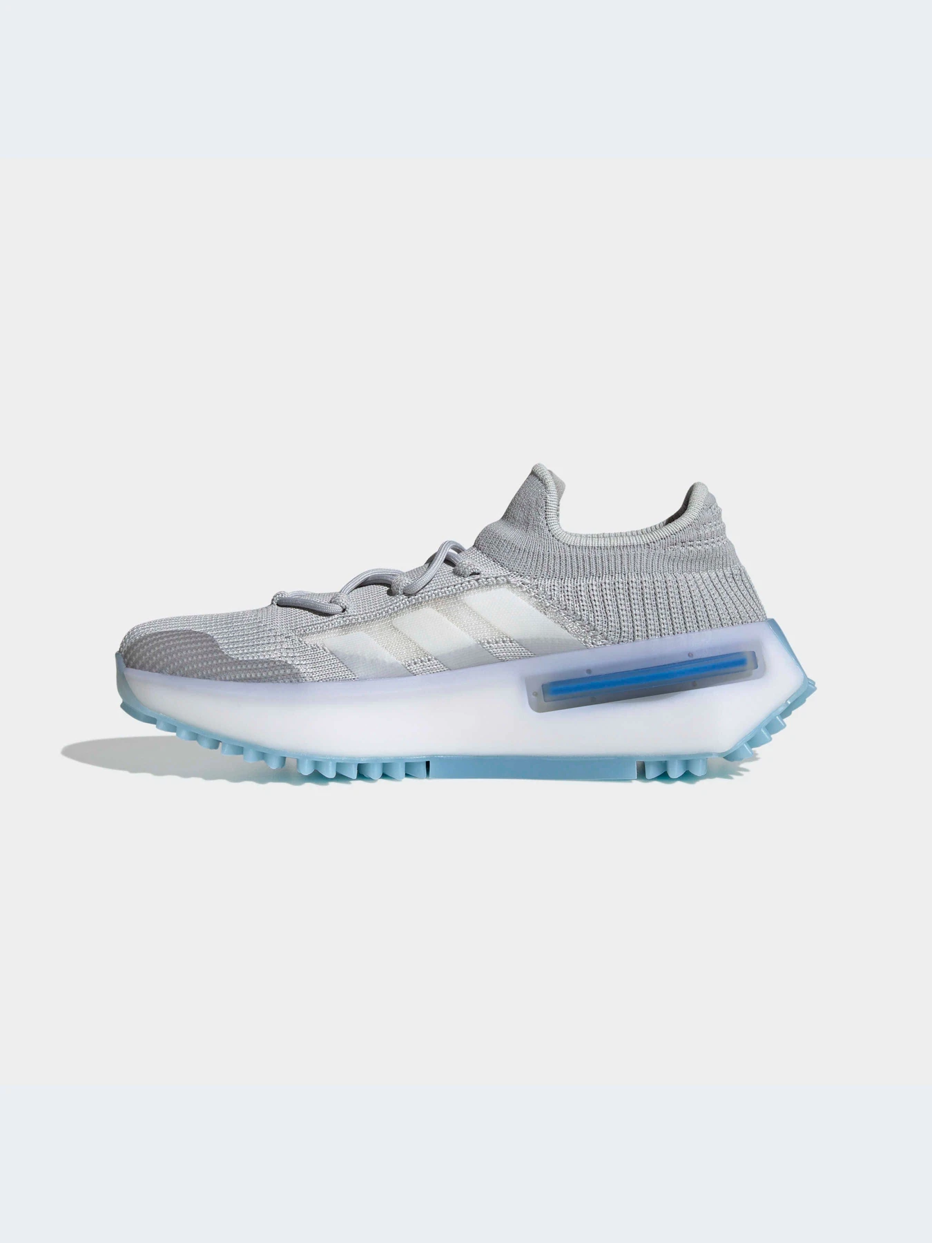 Кроссовки Adidas NMD модель HQ4435 Кроссовки Adidas NMD модель HQ4435 Фото