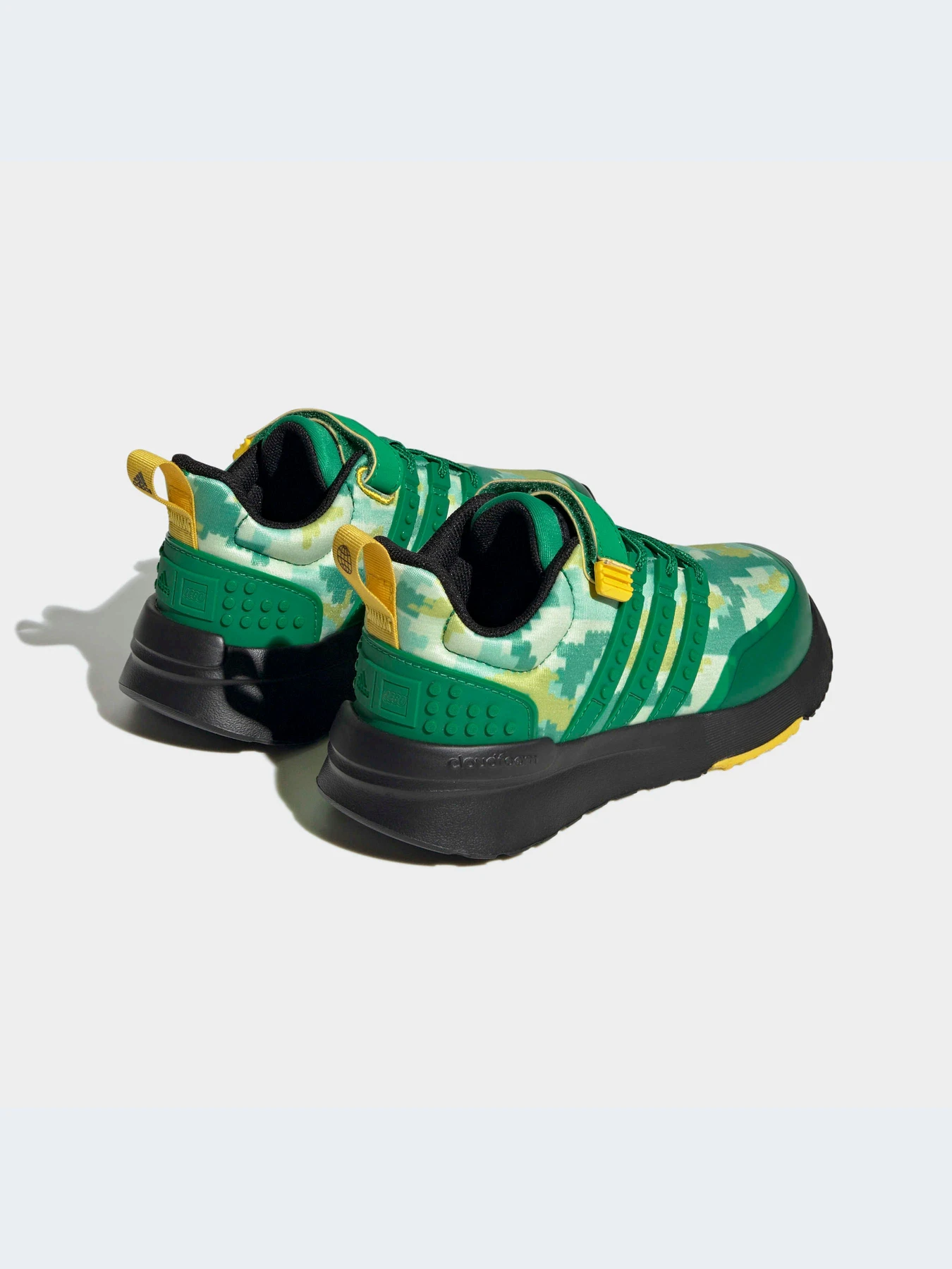 Кроссовки Adidas модель HQ1325 Кроссовки Adidas модель HQ1325 Фото
