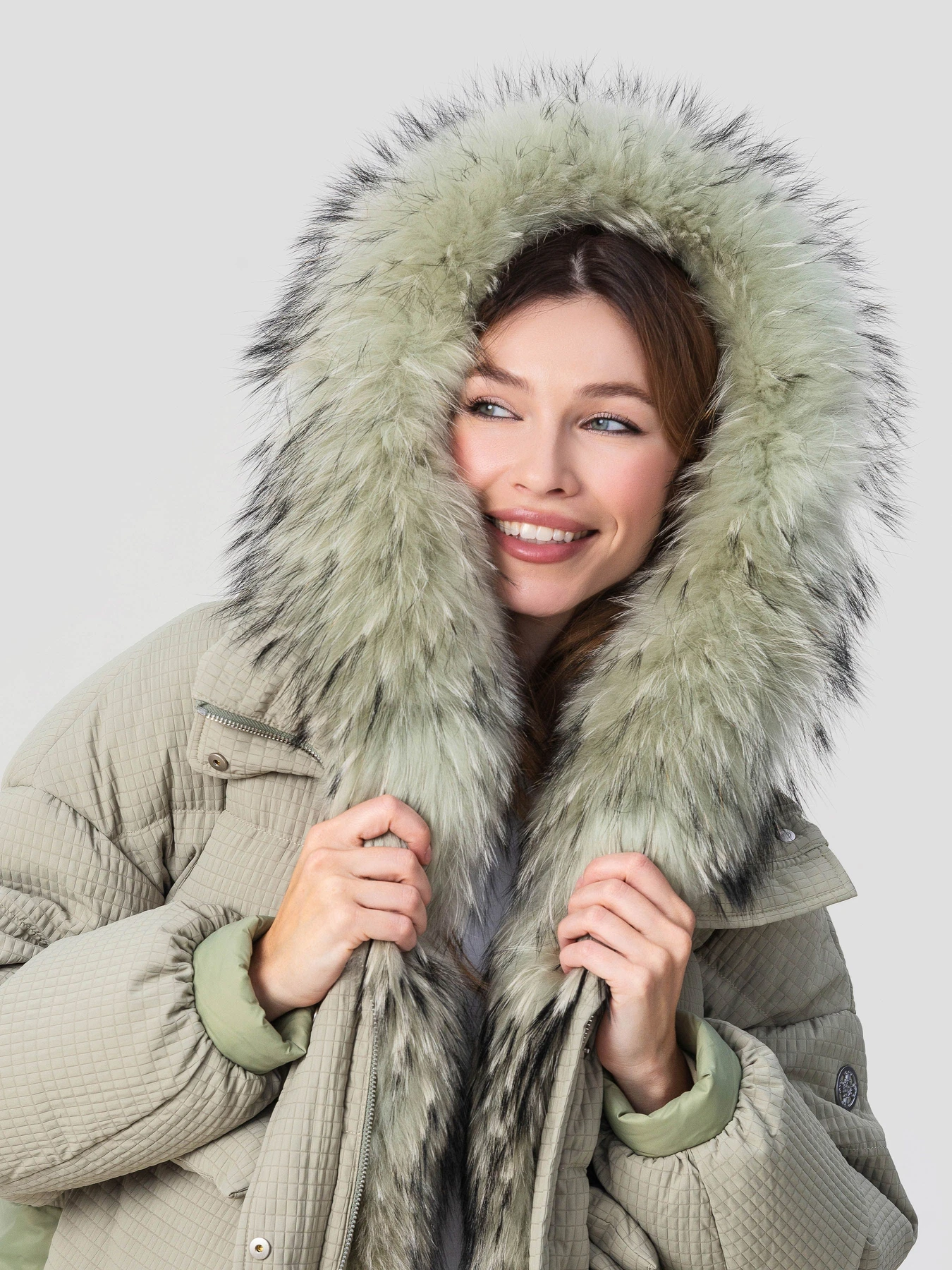 Куртки и дубленки VIVA WEAR модель 6122 Фото