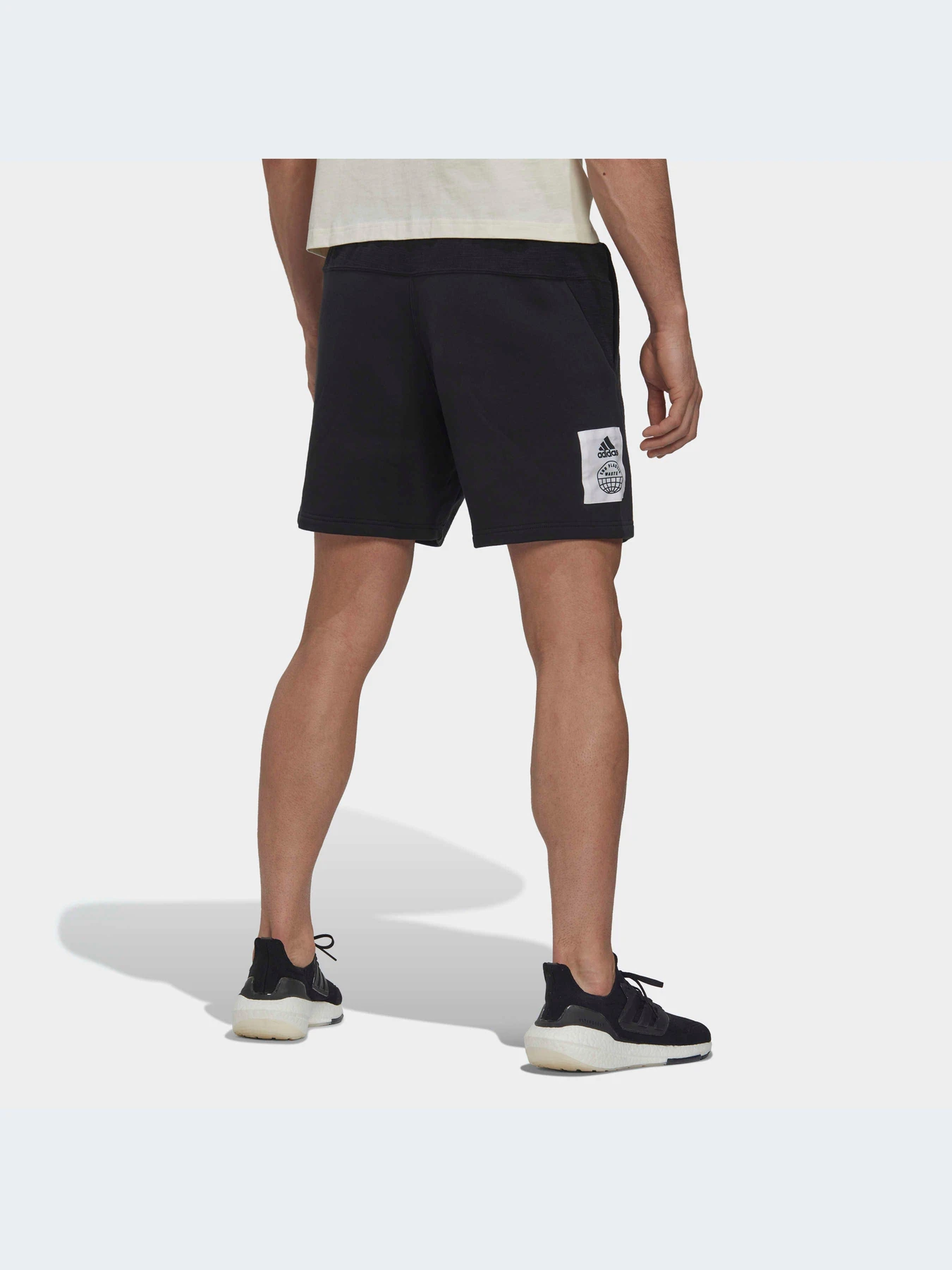 Шорти Adidas модель HK4600 Шорти Adidas модель HK4600 Фото