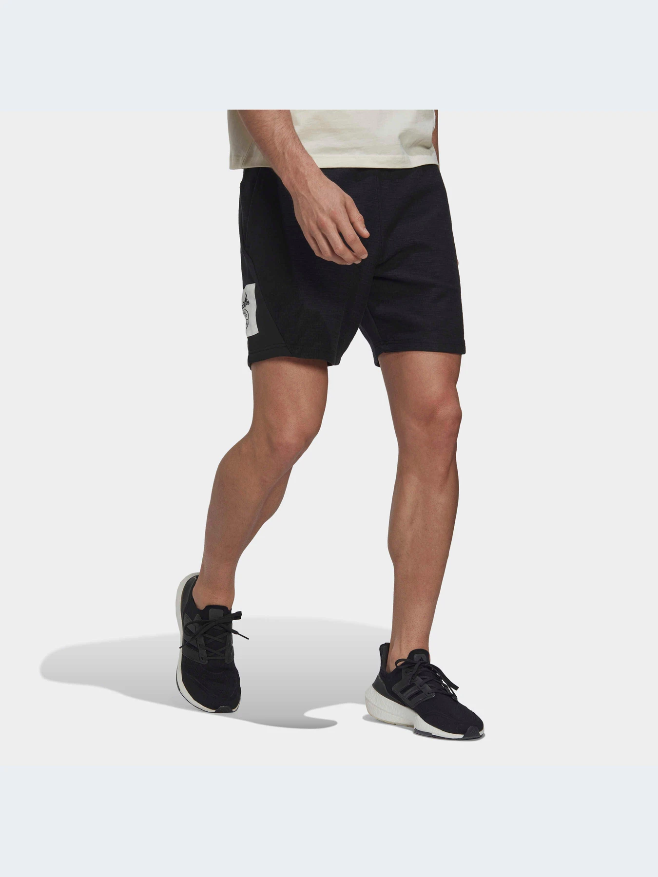 Шорти Adidas модель HK4600 Шорти Adidas модель HK4600 Фото