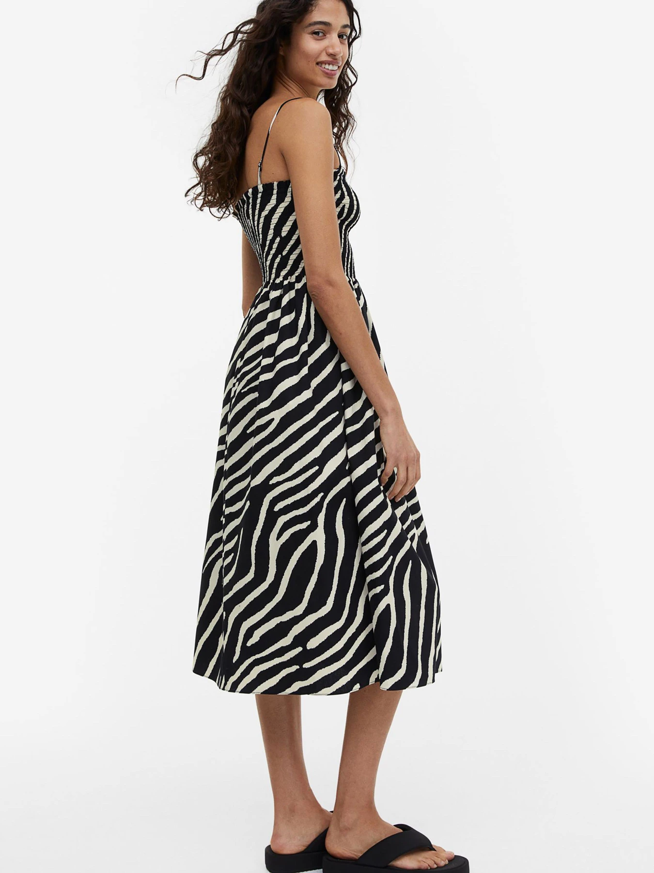 Платья H&M модель 70670 Фото