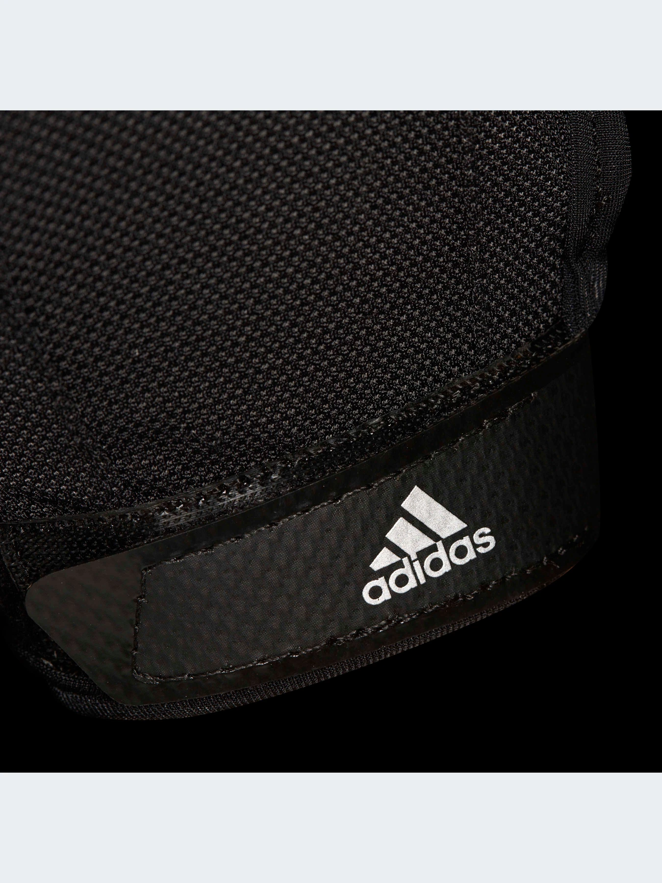 Перчатки для спорта Adidas модель DT7955 Перчатки для спорта Adidas модель DT7955 Фото