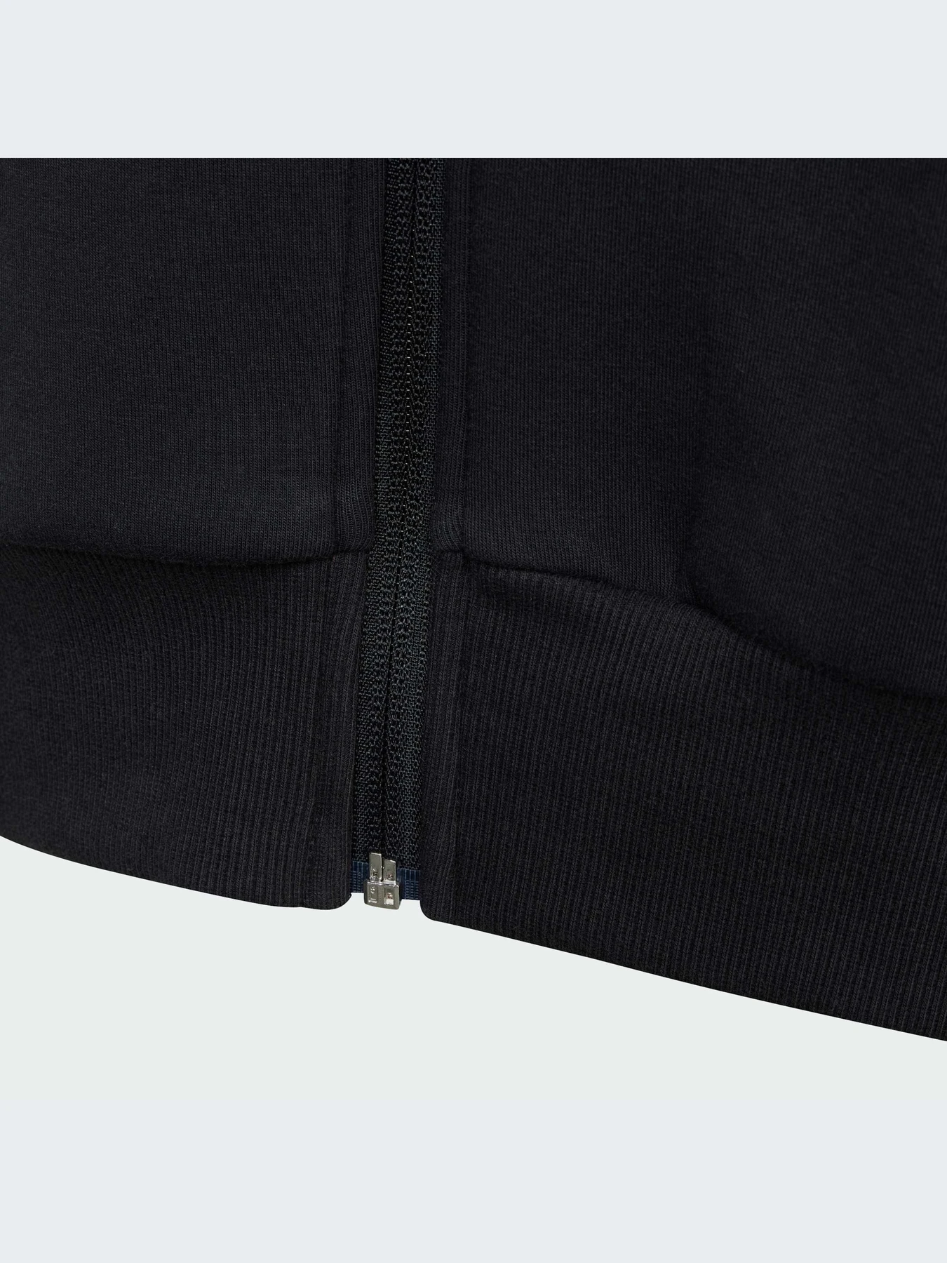 Худи и свитшоты Adidas ZNE модель HY1239 Худи и свитшоты Adidas ZNE модель HY1239 Фото