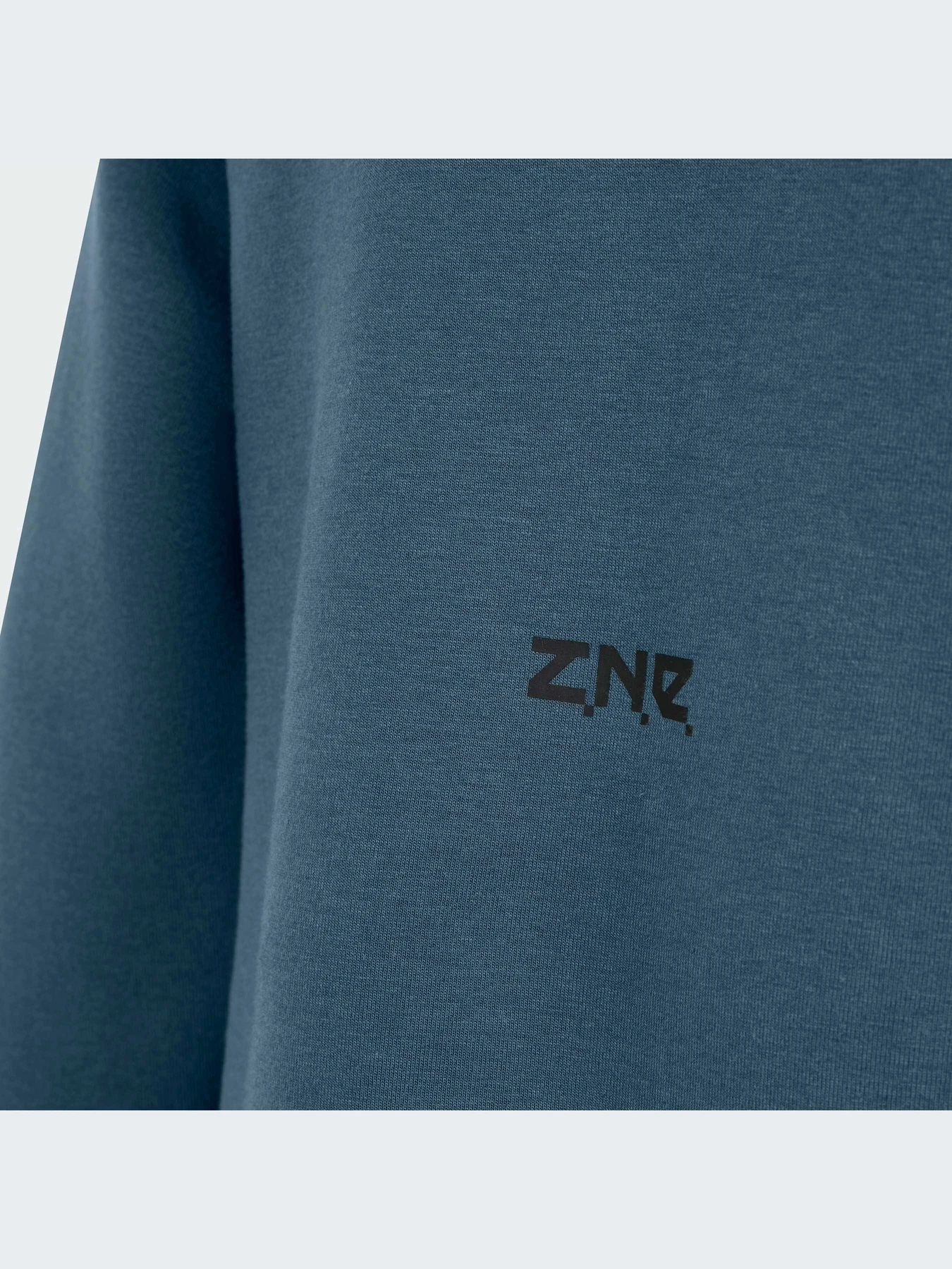 Худи и свитшоты Adidas ZNE модель IM8398 Худи и свитшоты Adidas ZNE модель IM8398 Фото