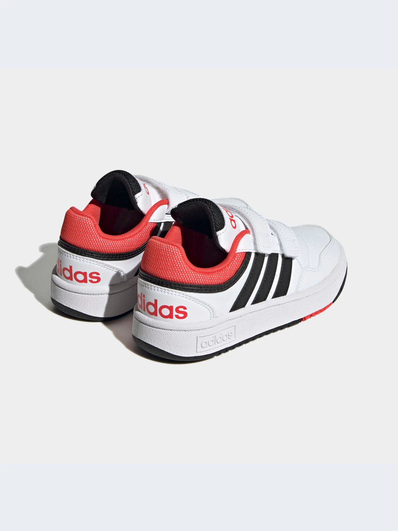 Кроссовки Adidas Hoops модель H03863 Кроссовки Adidas Hoops модель H03863 Фото