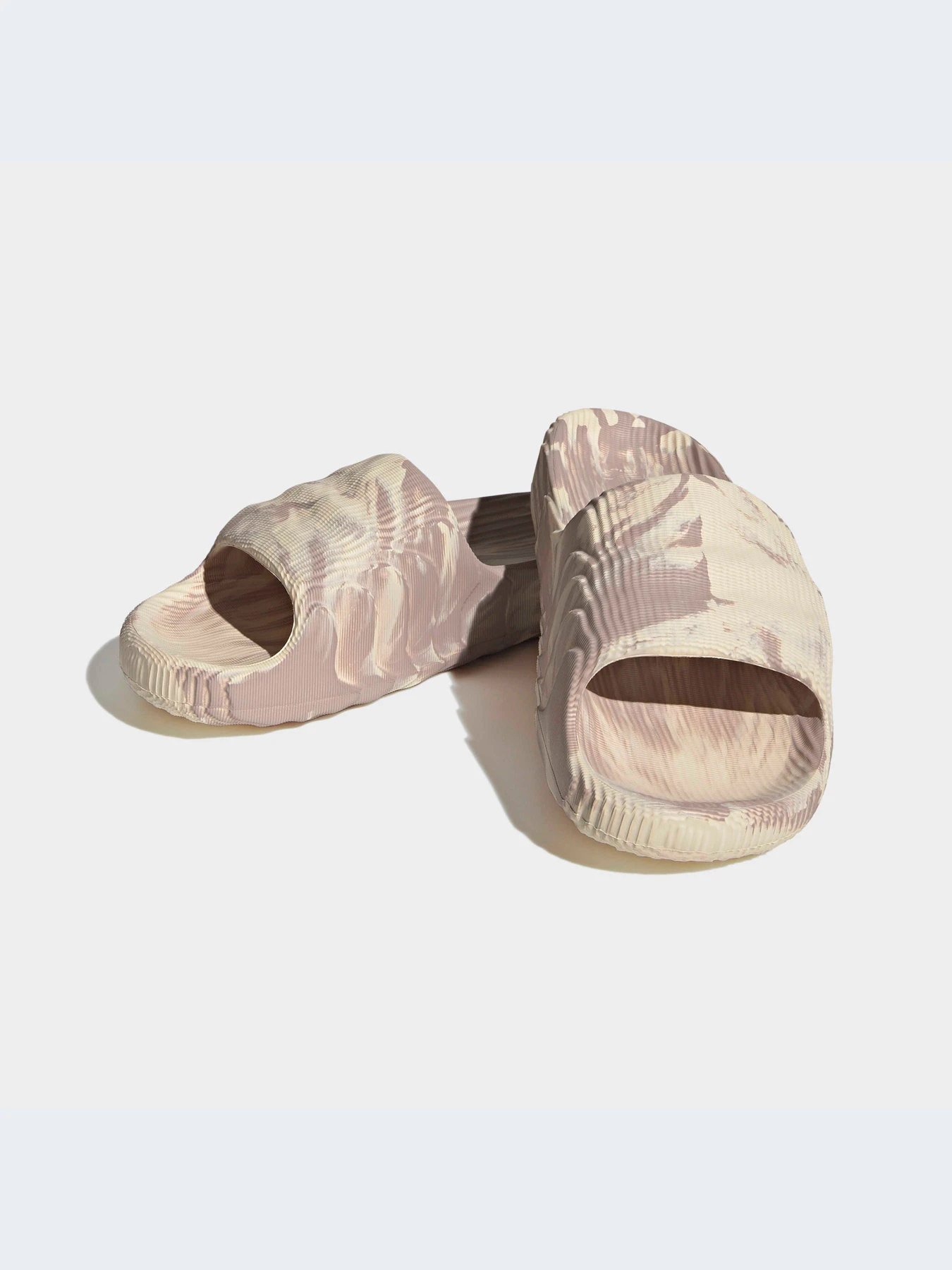 Шлёпанцы Adidas Adilette модель HP6516 Фото