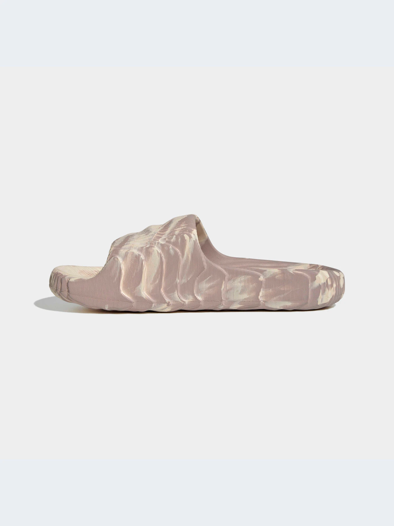 Шлёпанцы Adidas Adilette модель HP6516 Фото