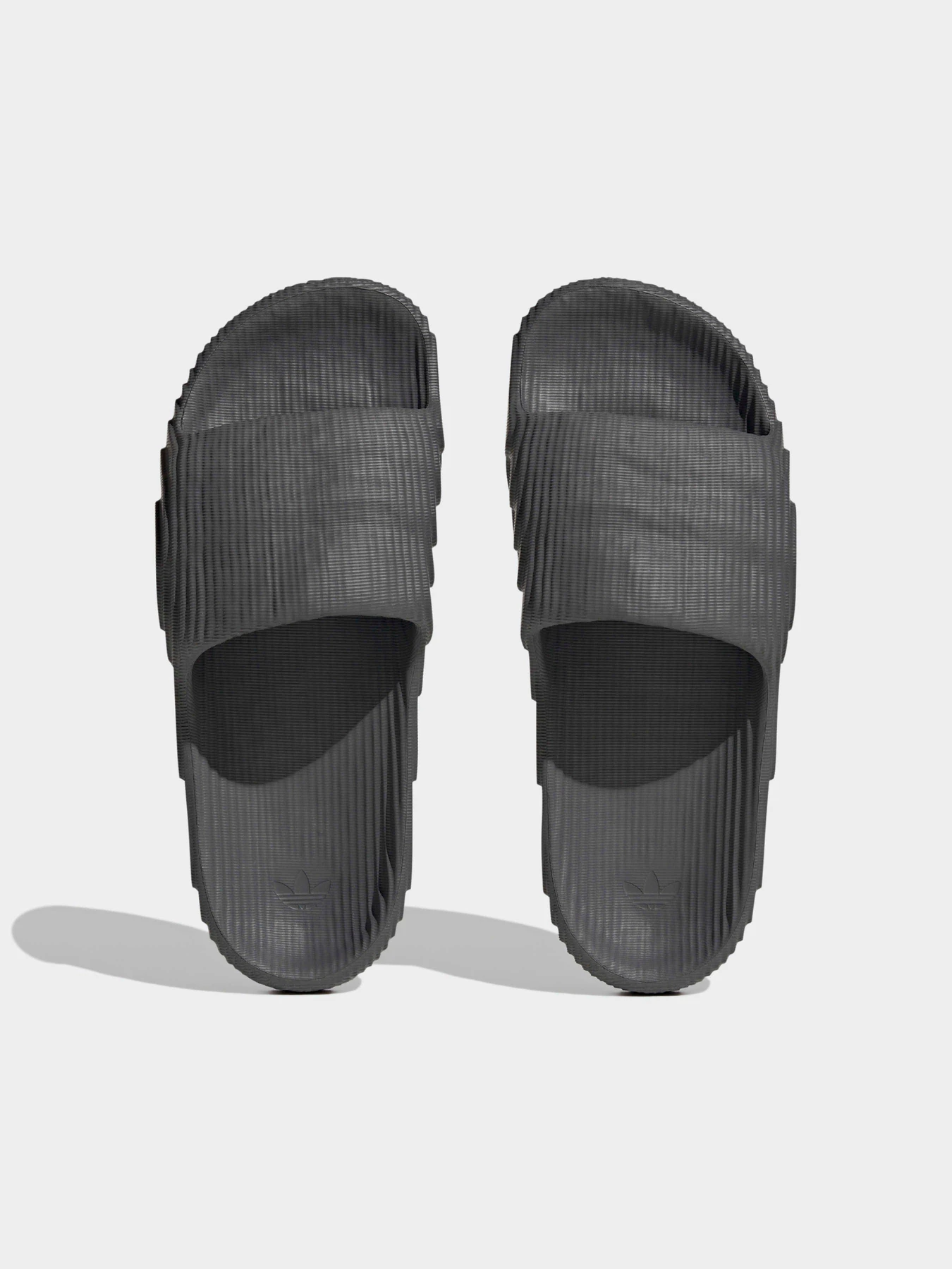 Шлёпанцы Adidas Adilette модель HP6522 Шлёпанцы Adidas Adilette модель HP6522 Фото
