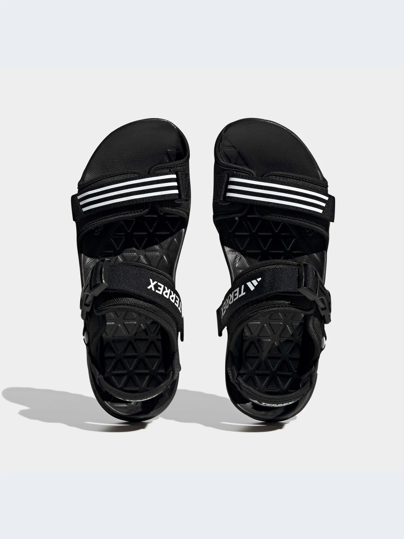 Сандалии Adidas модель HP8651 Сандалии Adidas модель HP8651 Фото