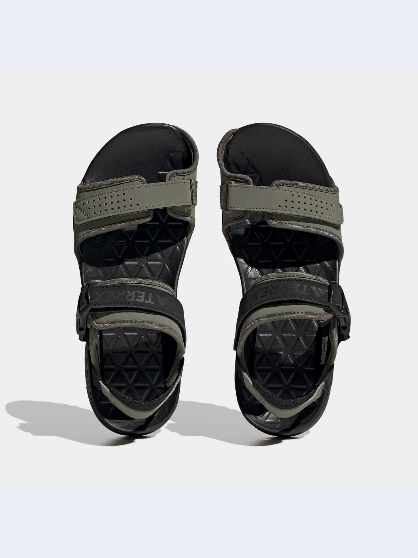 Сандалии Adidas модель HP8656 Фото