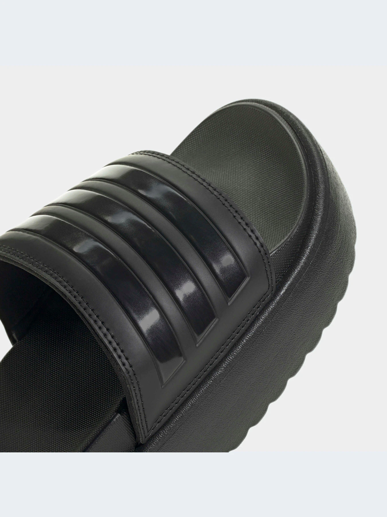 Шлёпанцы Adidas Adilette модель HQ6179 Фото